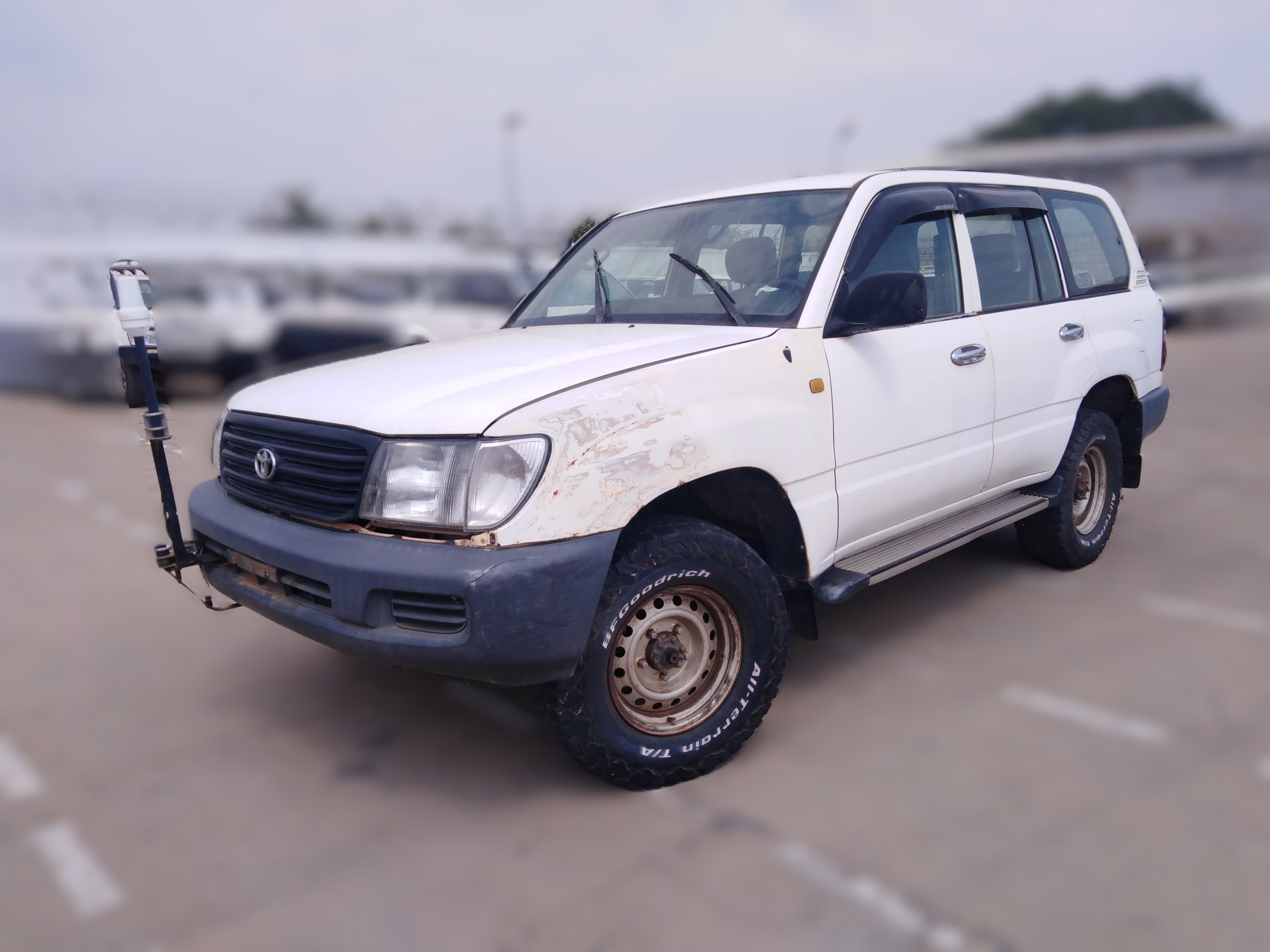 Voiture TOYOTA Land Cruiser — image 11