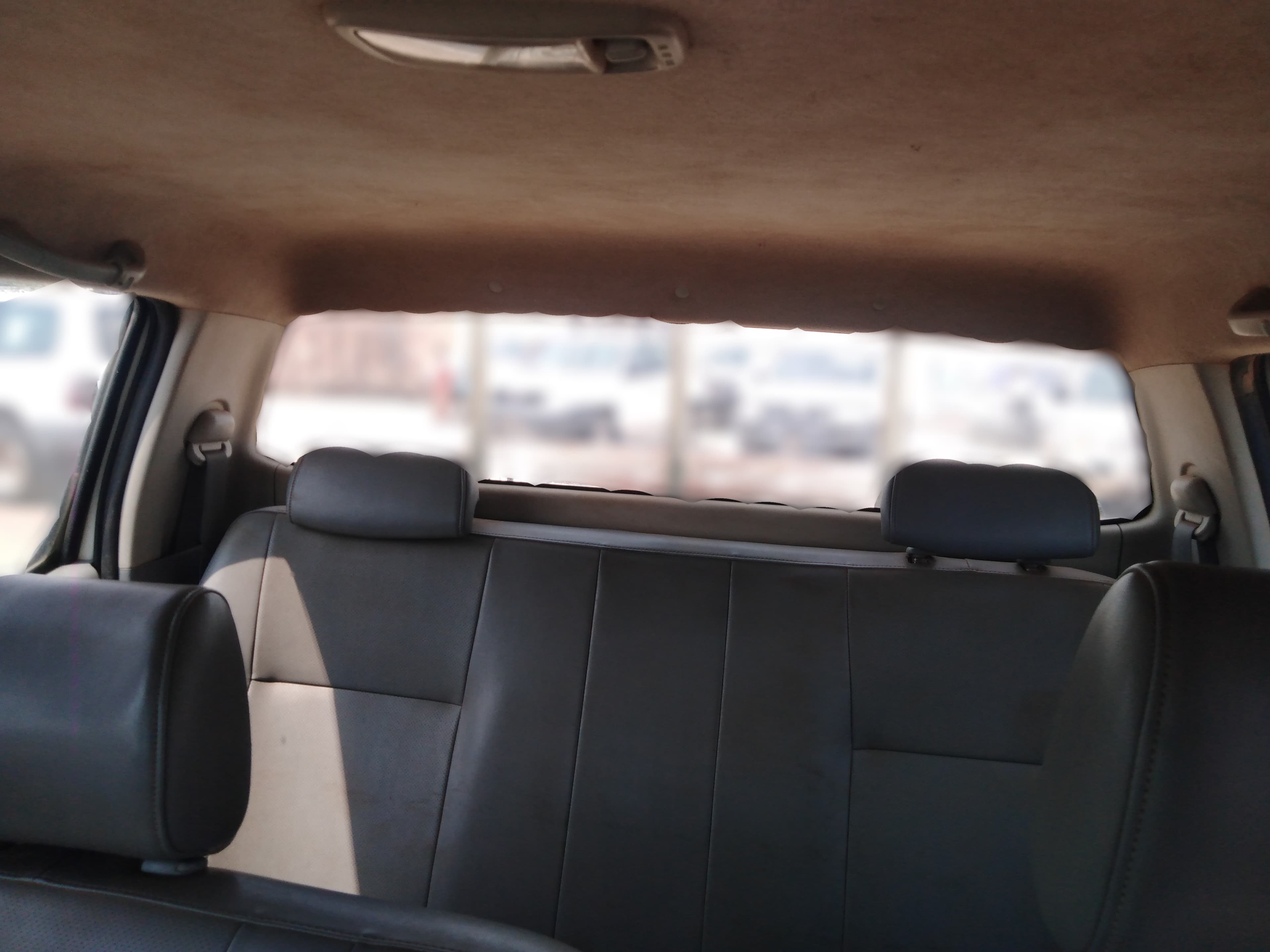 Voiture TOYOTA Hilux — image 8