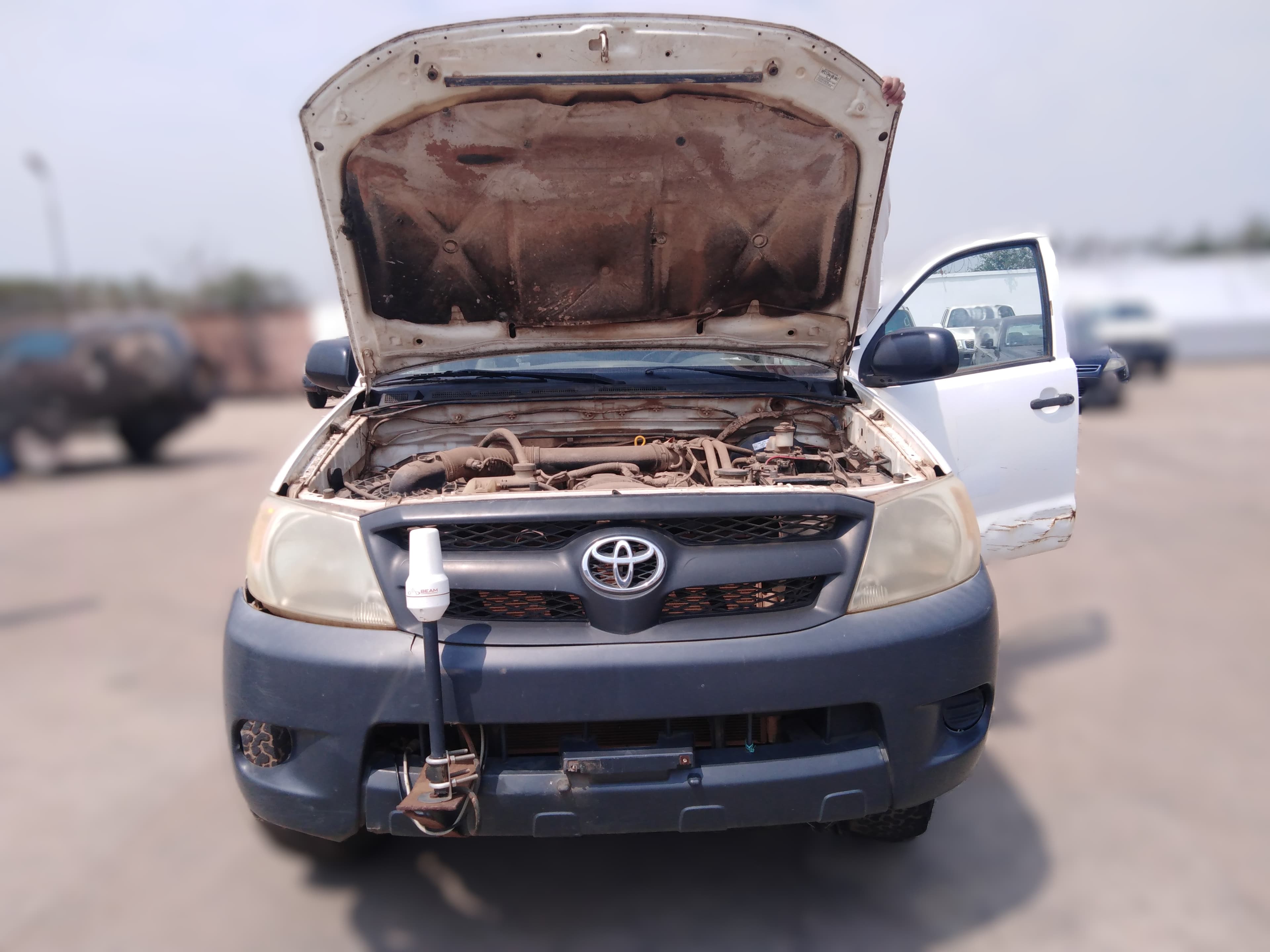 Voiture TOYOTA Hilux — image 7