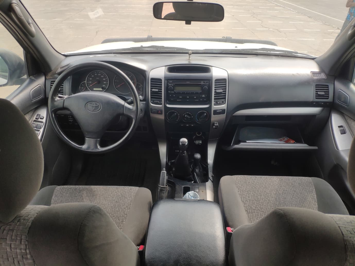 Voiture TOYOTA Prado — imagen 6