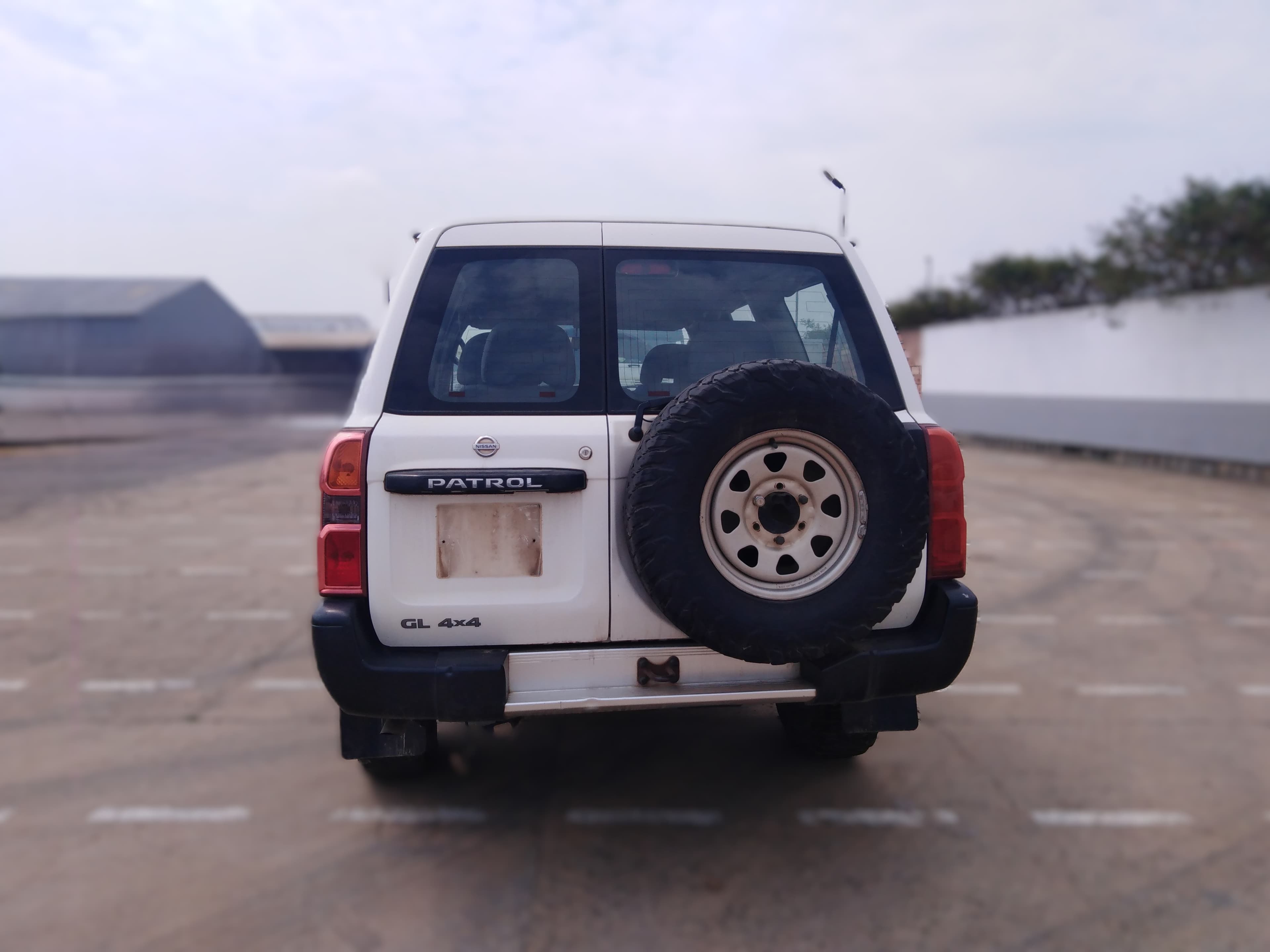 Voiture NISSAN Patrol — image 4