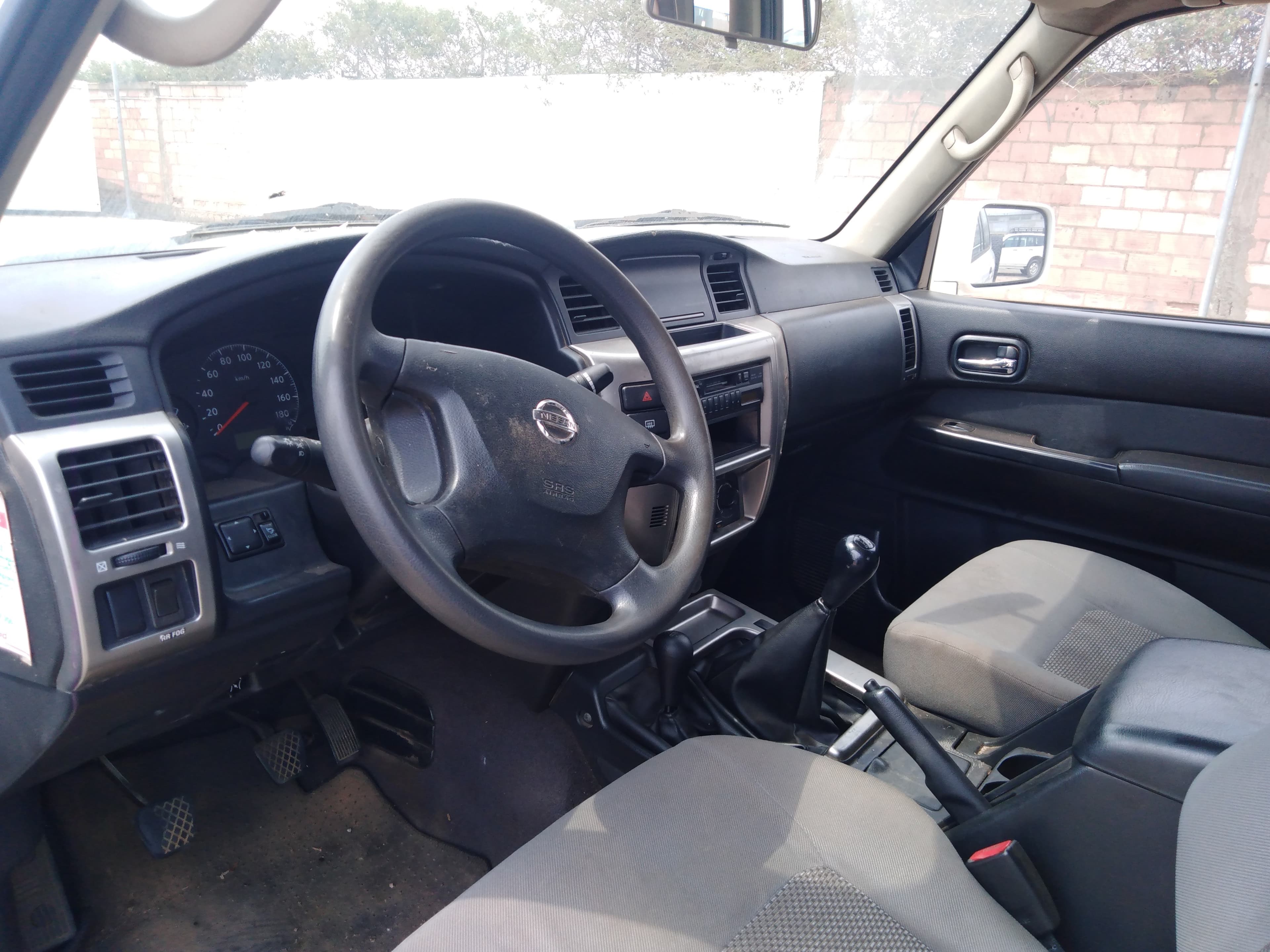 Voiture NISSAN Patrol — image 7