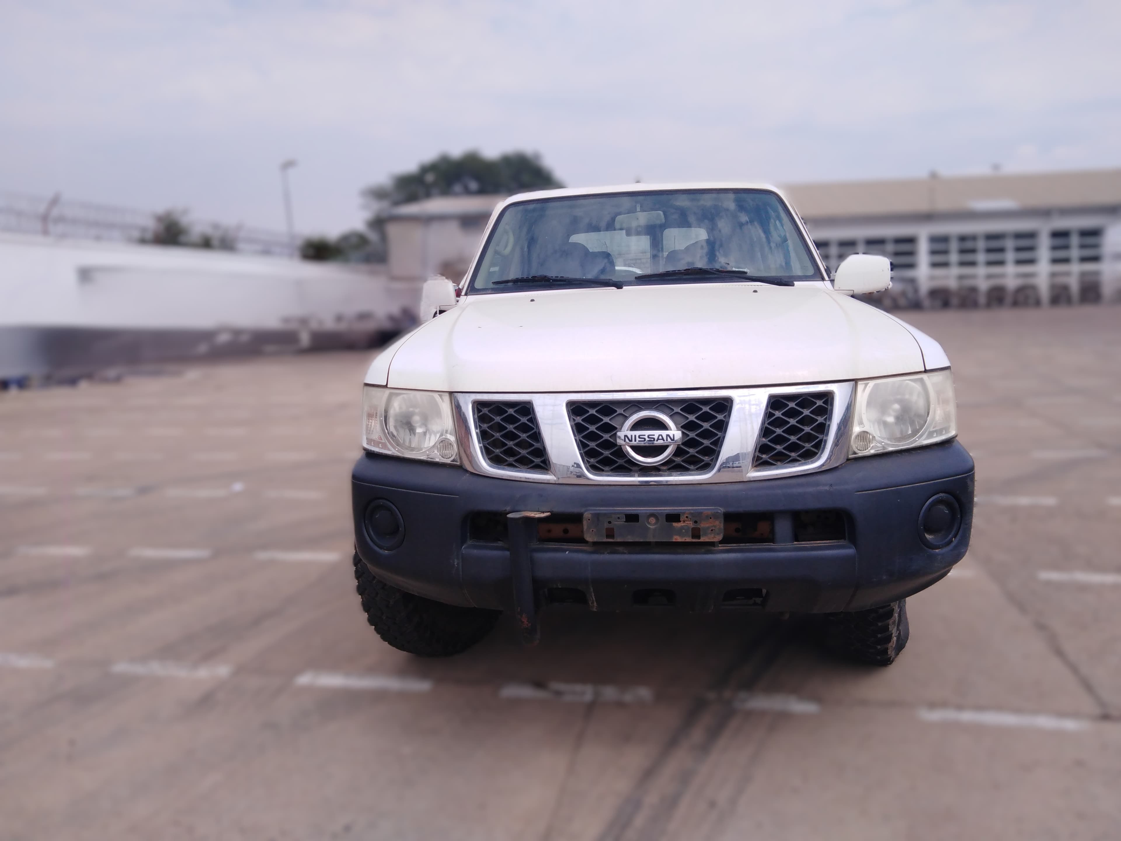 Voiture NISSAN Patrol — image 3