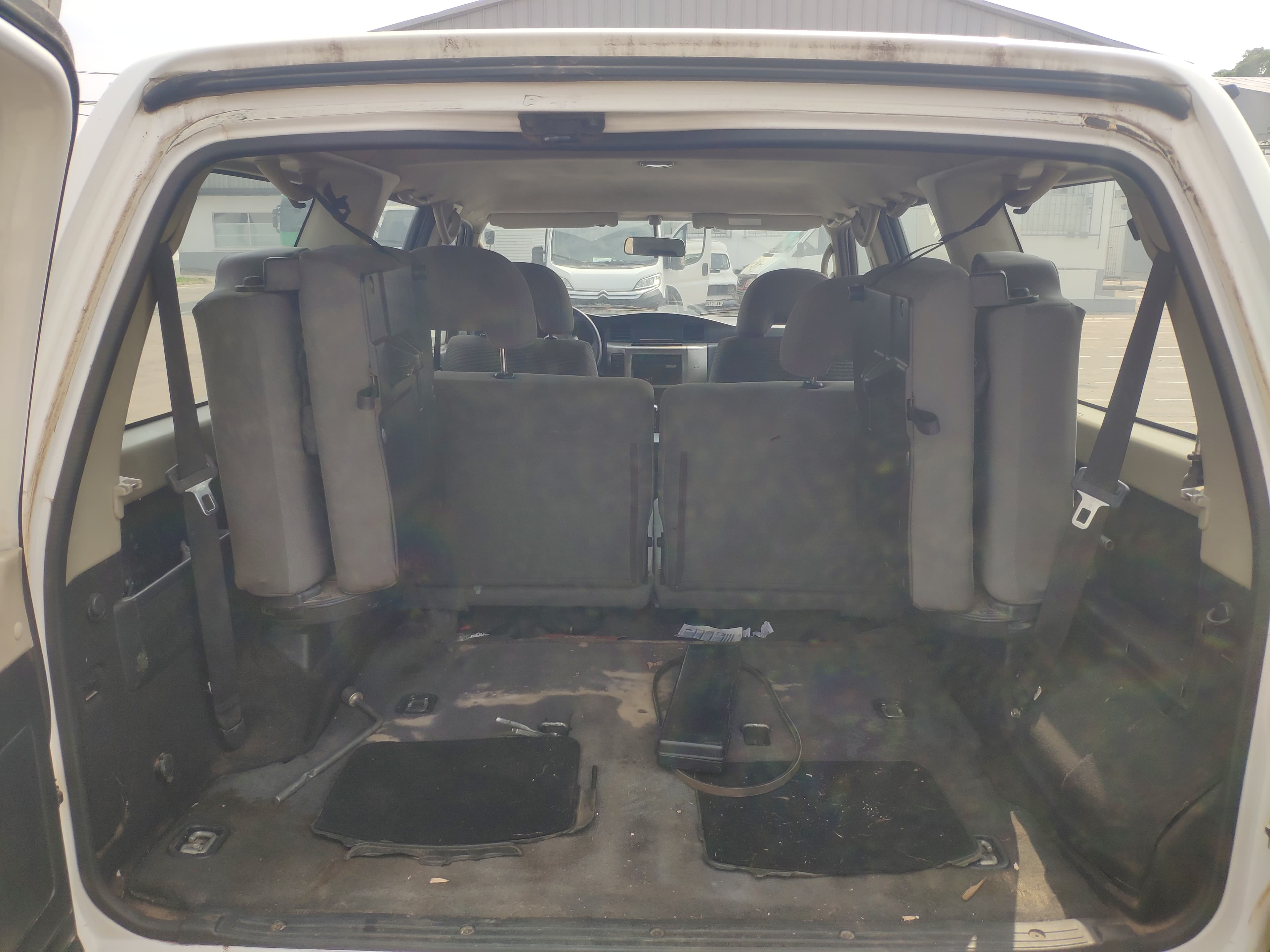 Voiture NISSAN Patrol — imagem 6