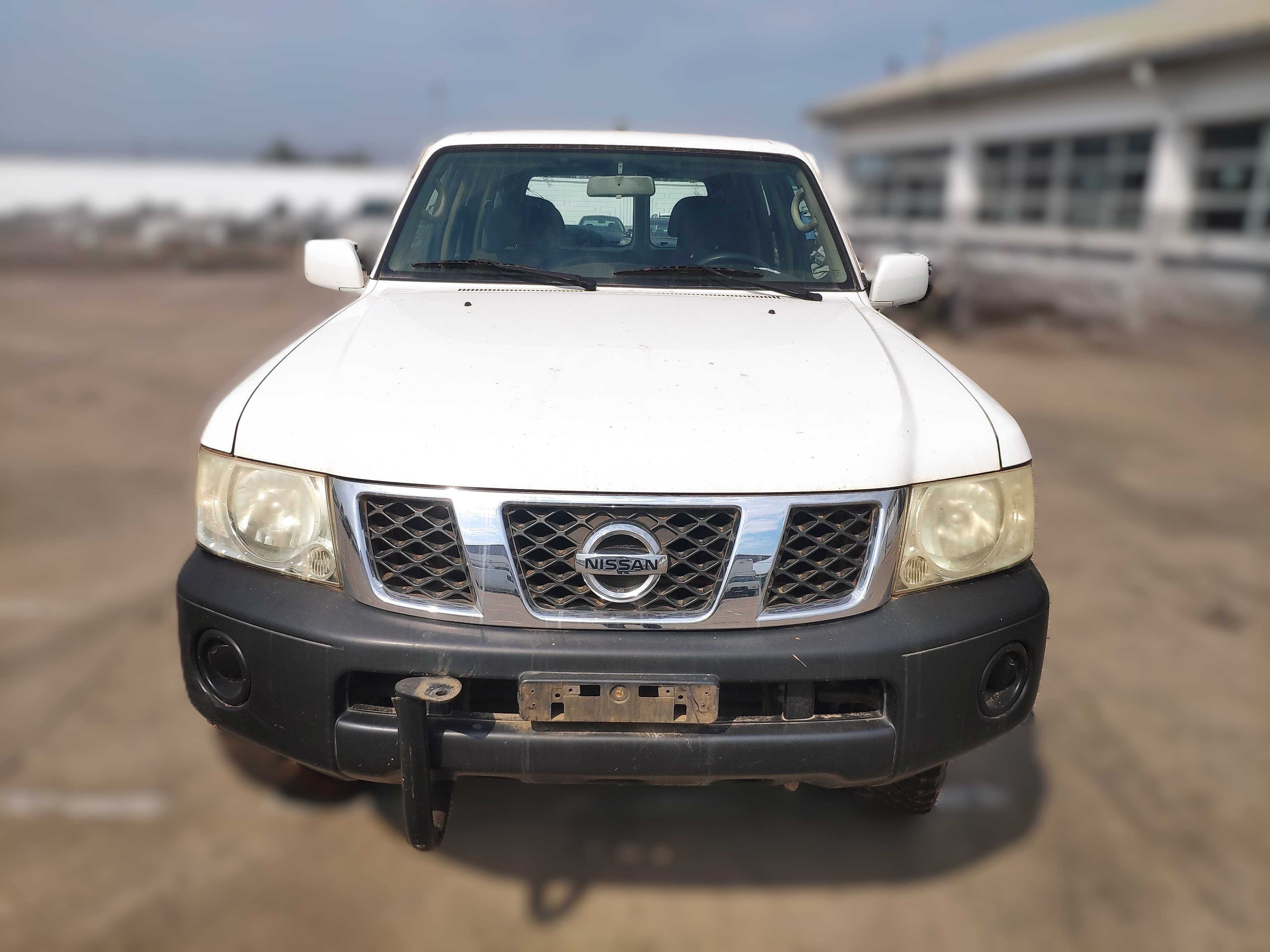 Voiture NISSAN Patrol — imagem 3