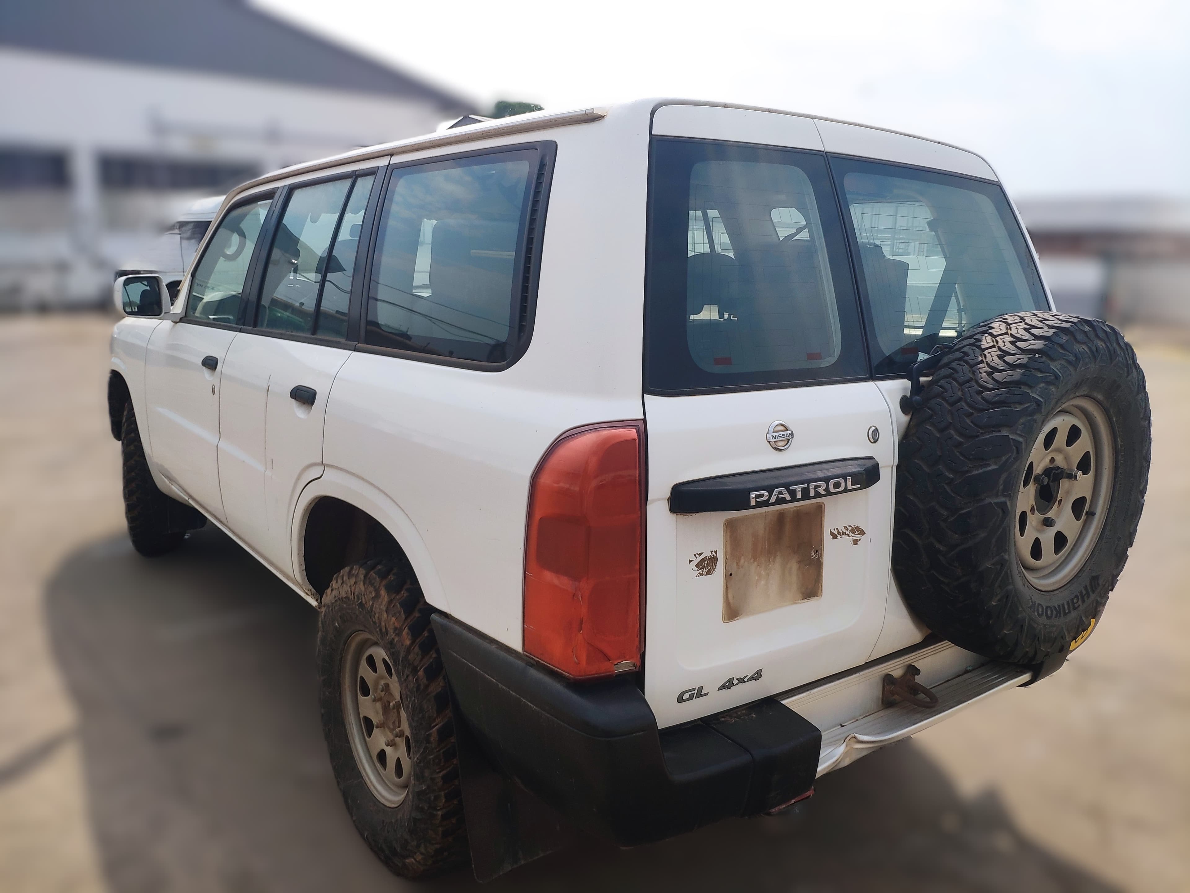 Voiture NISSAN Patrol — imagem 4