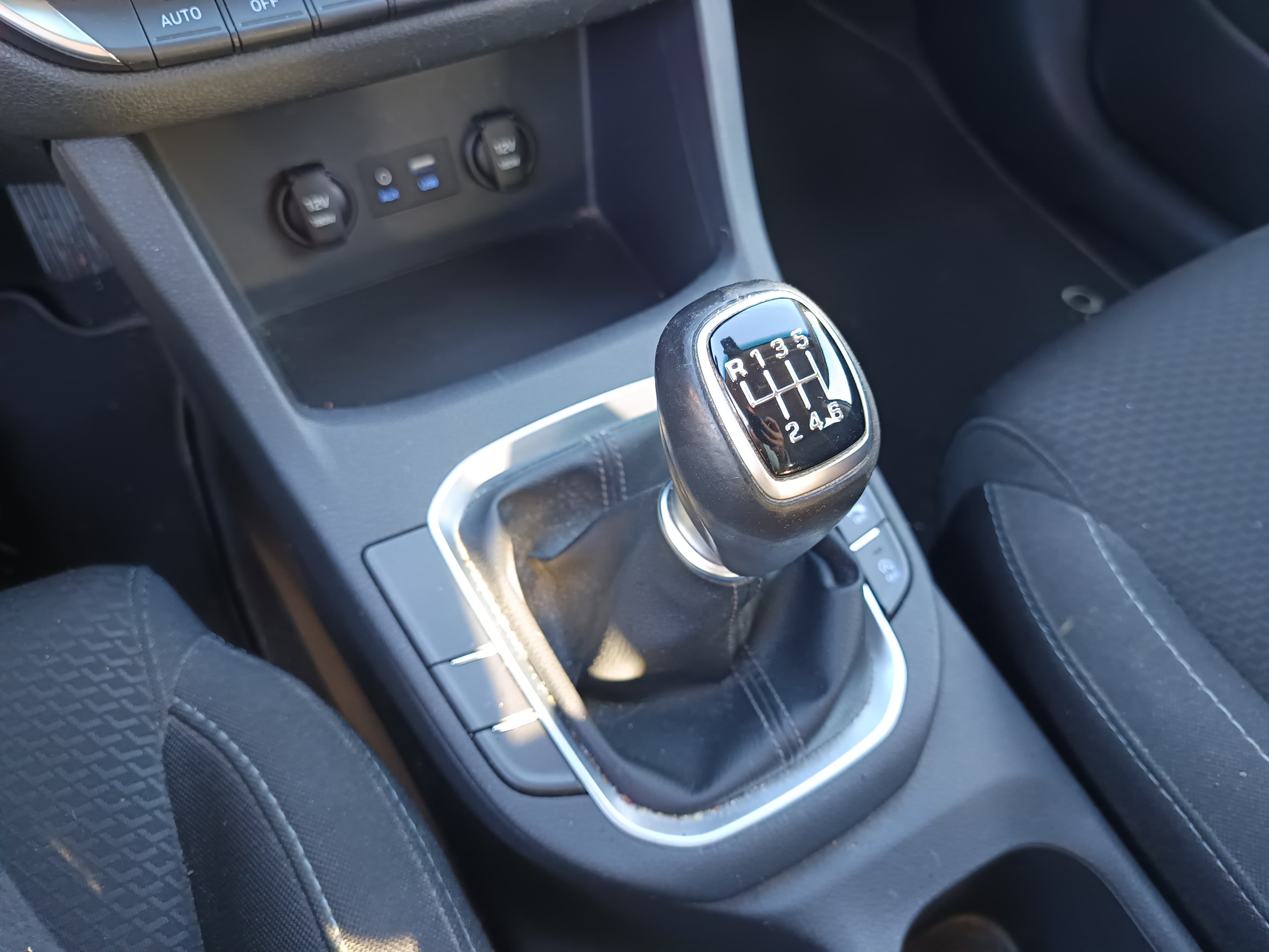 Hyundai i30 · Ano 2020 — imagen 36