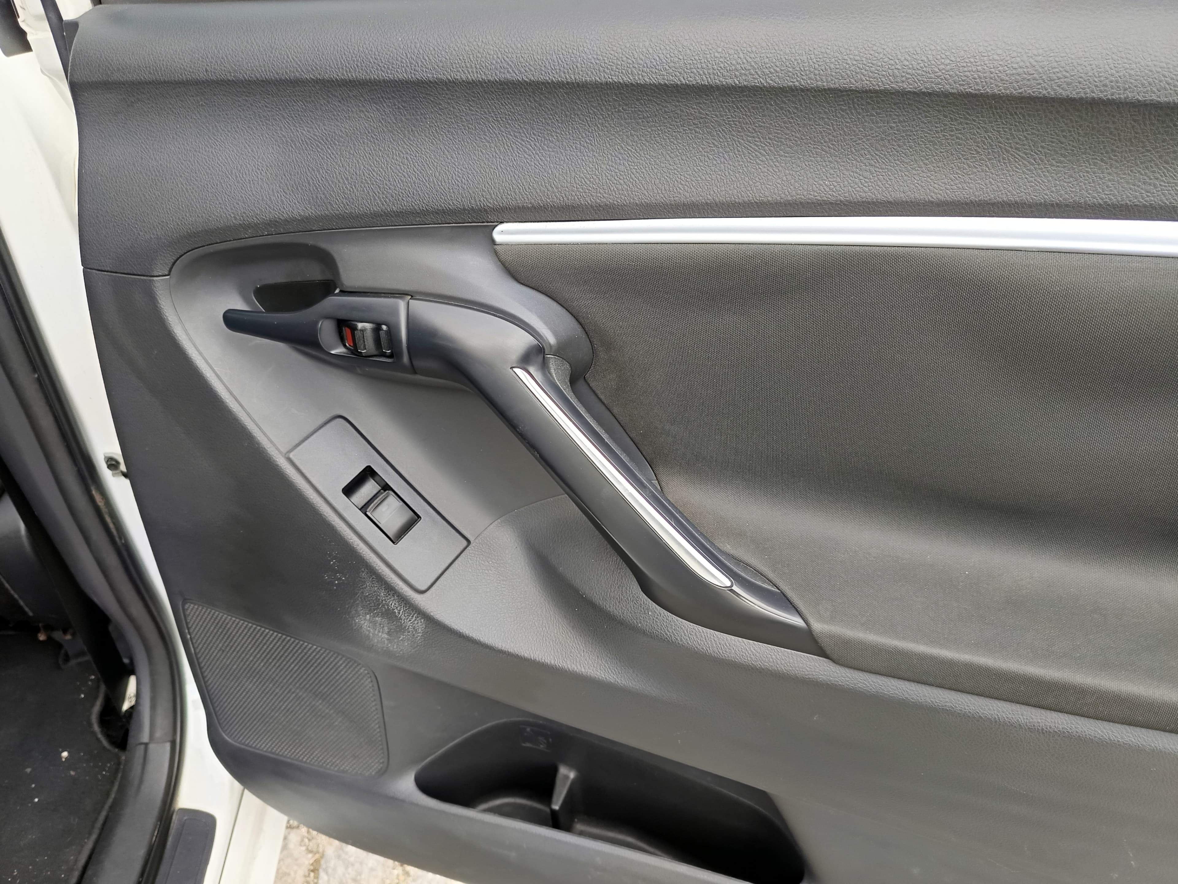 Toyota Verso · Ano 2015 — image 28