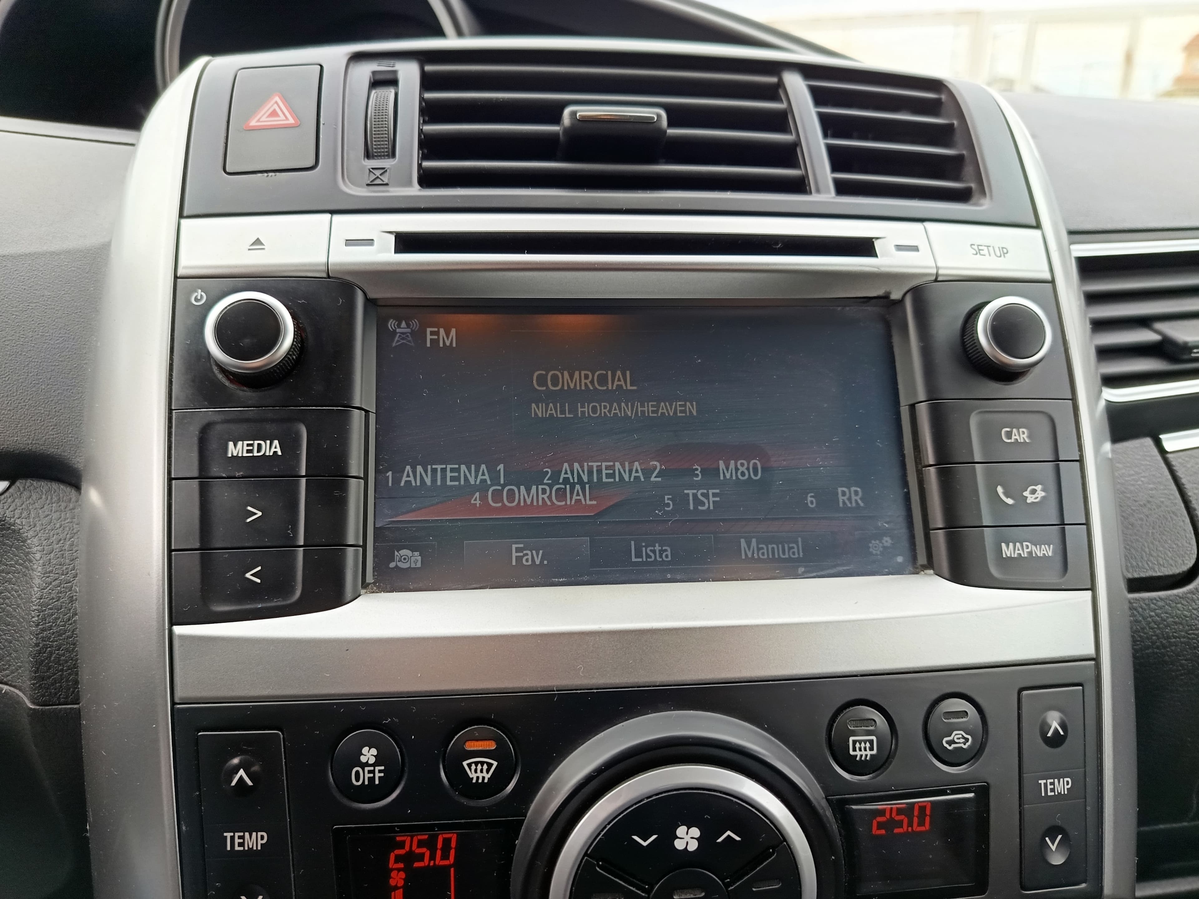 Toyota Verso · Ano 2015 — image 40