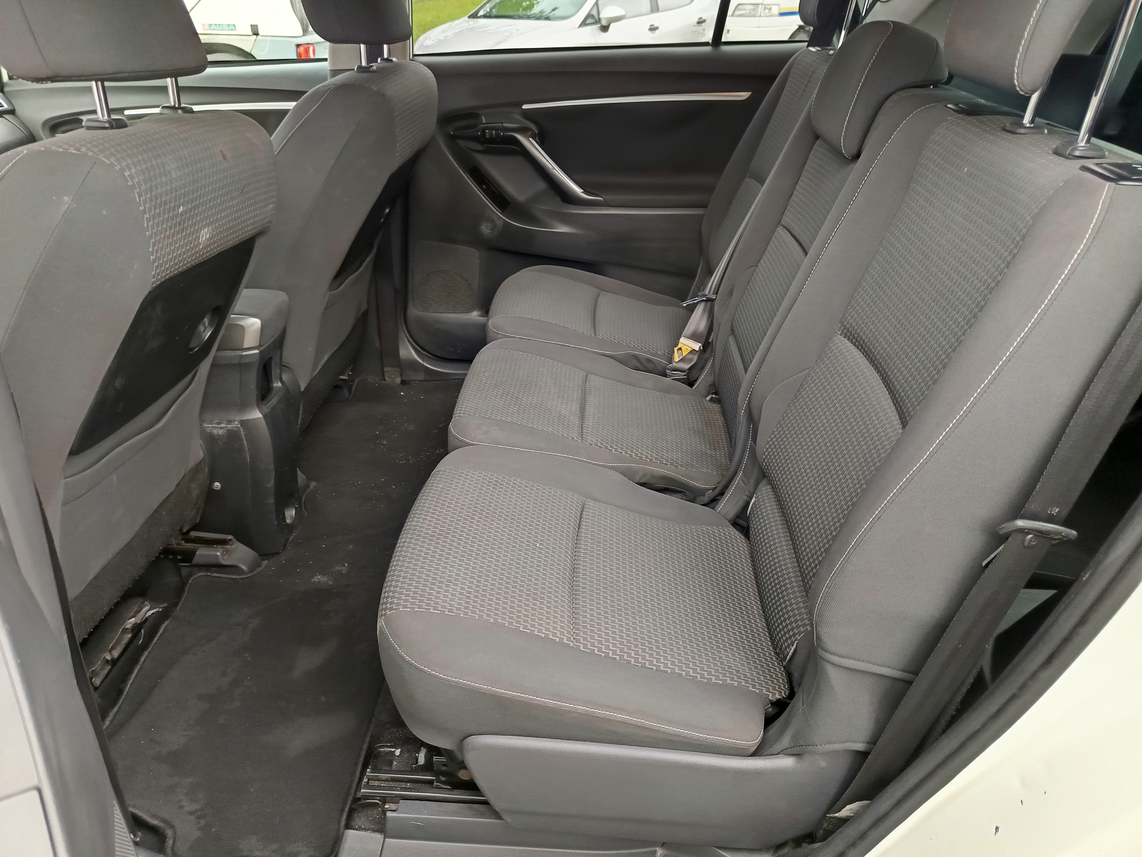 Toyota Verso · Ano 2015 — image 31