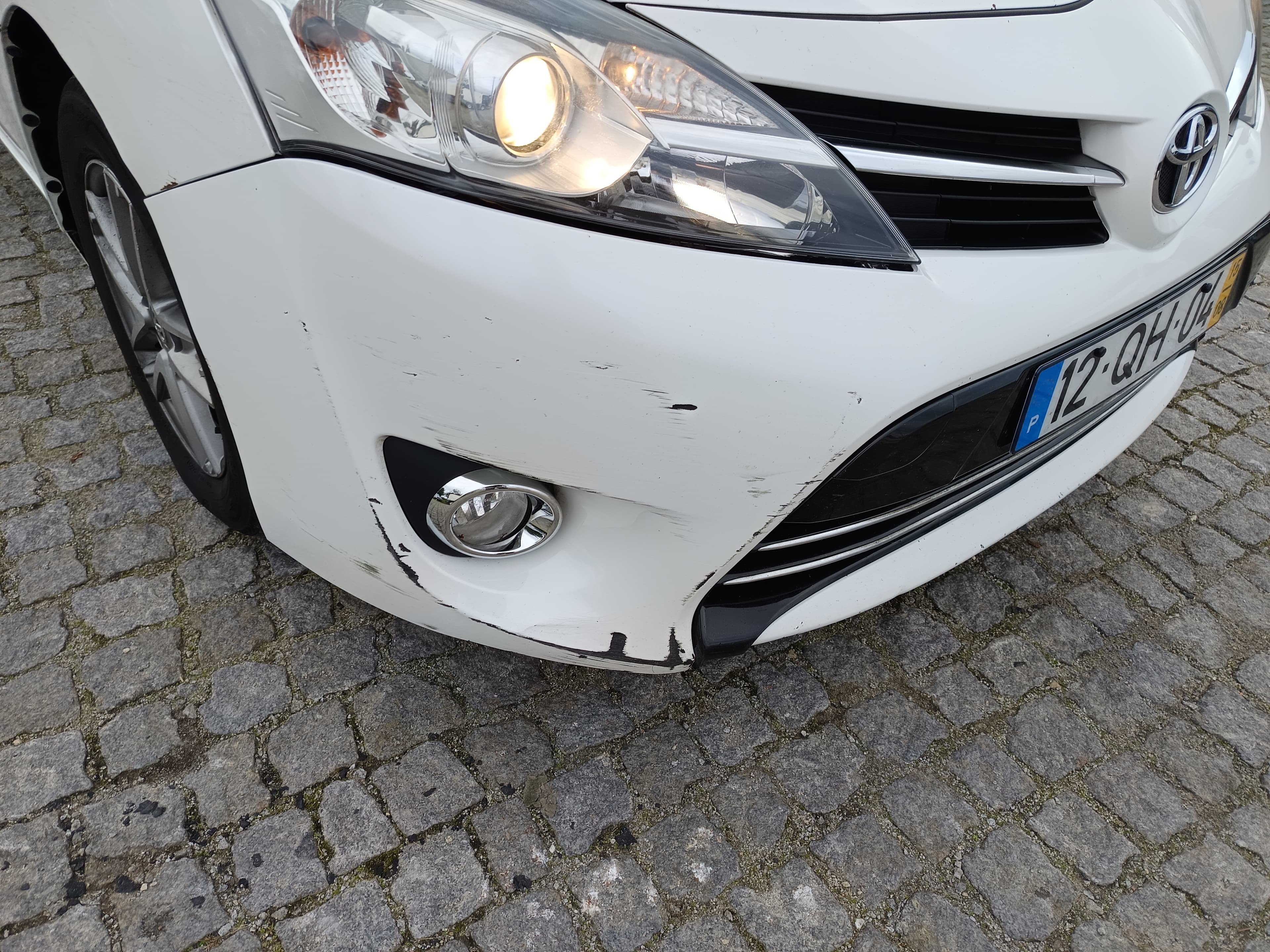 Toyota Verso · Ano 2015 — image 12