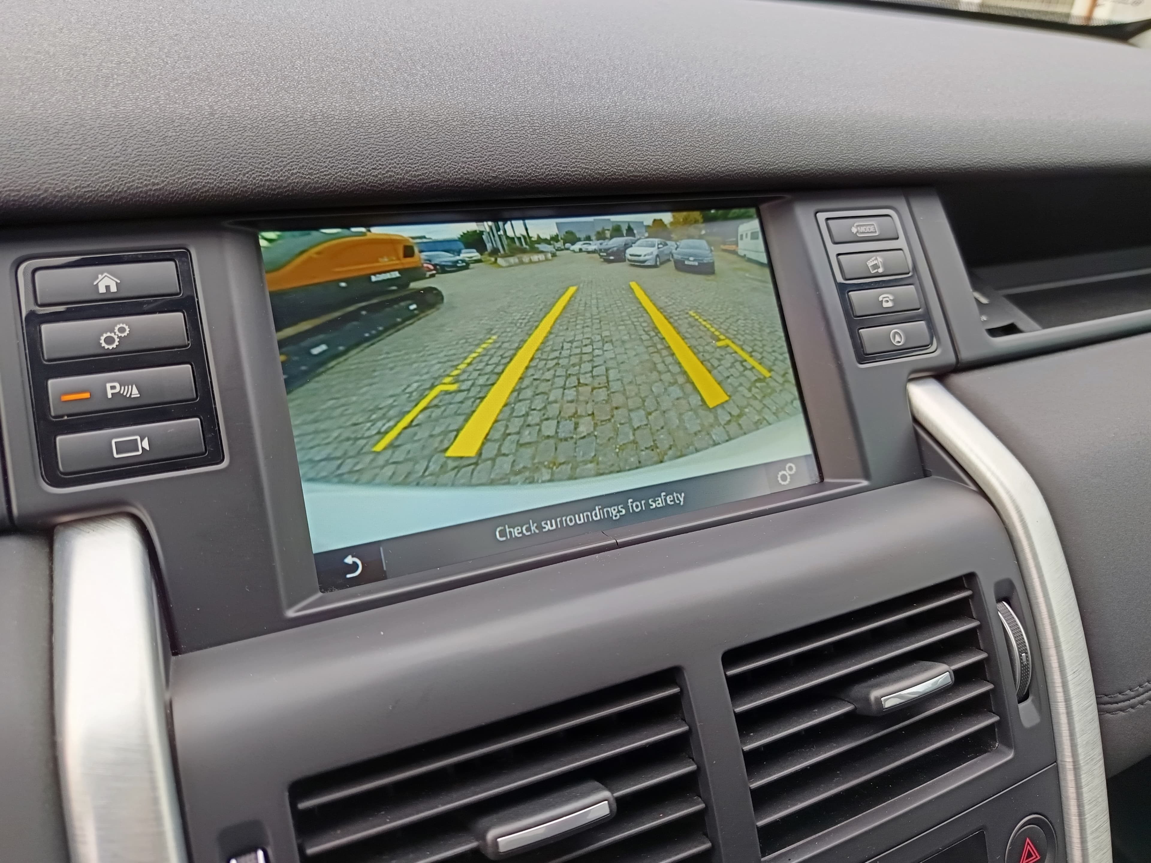 Land Rover Discovery Sport · Ano 2018 — imagen 47