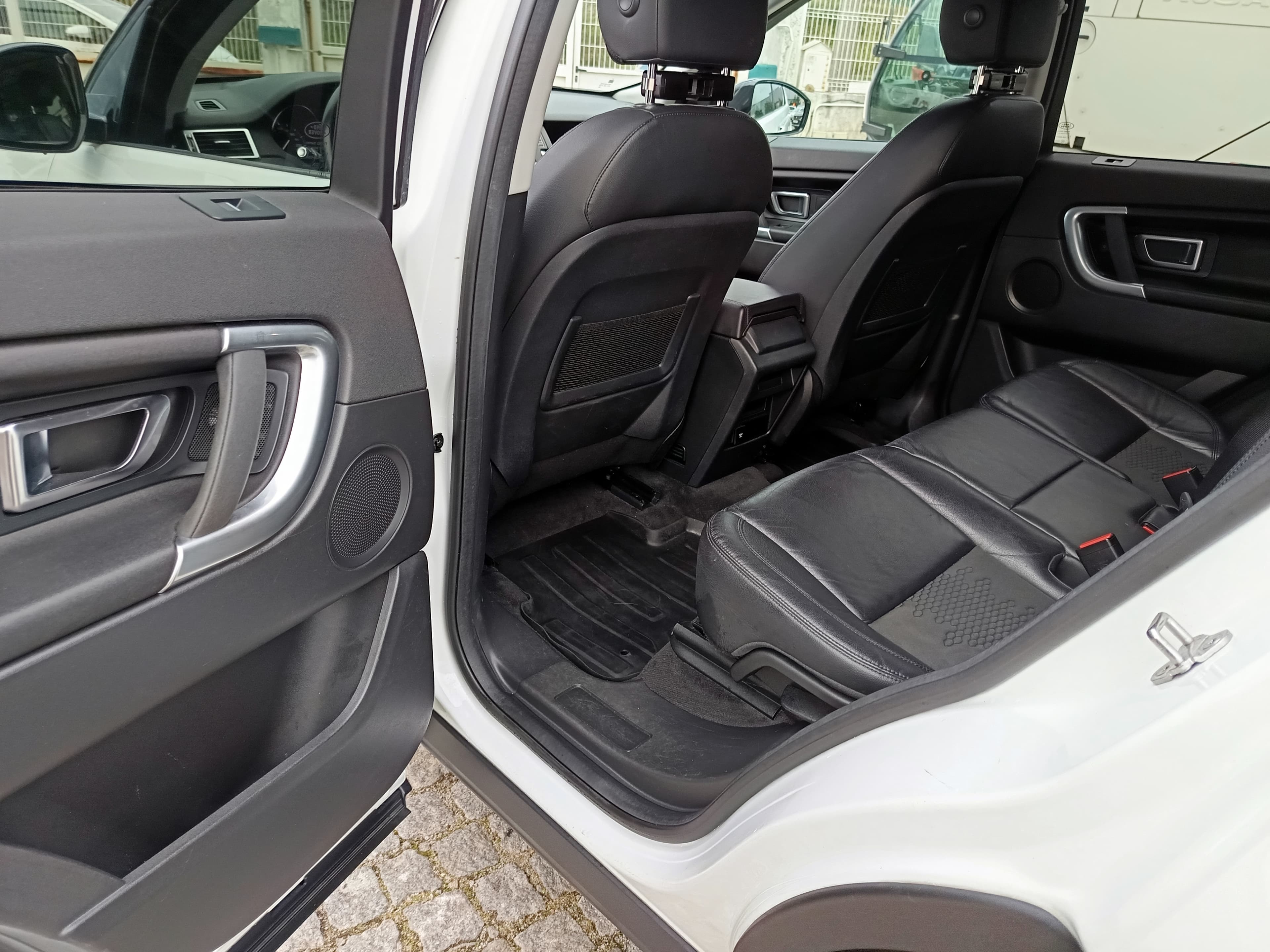 Land Rover Discovery Sport · Ano 2018 — imagen 29