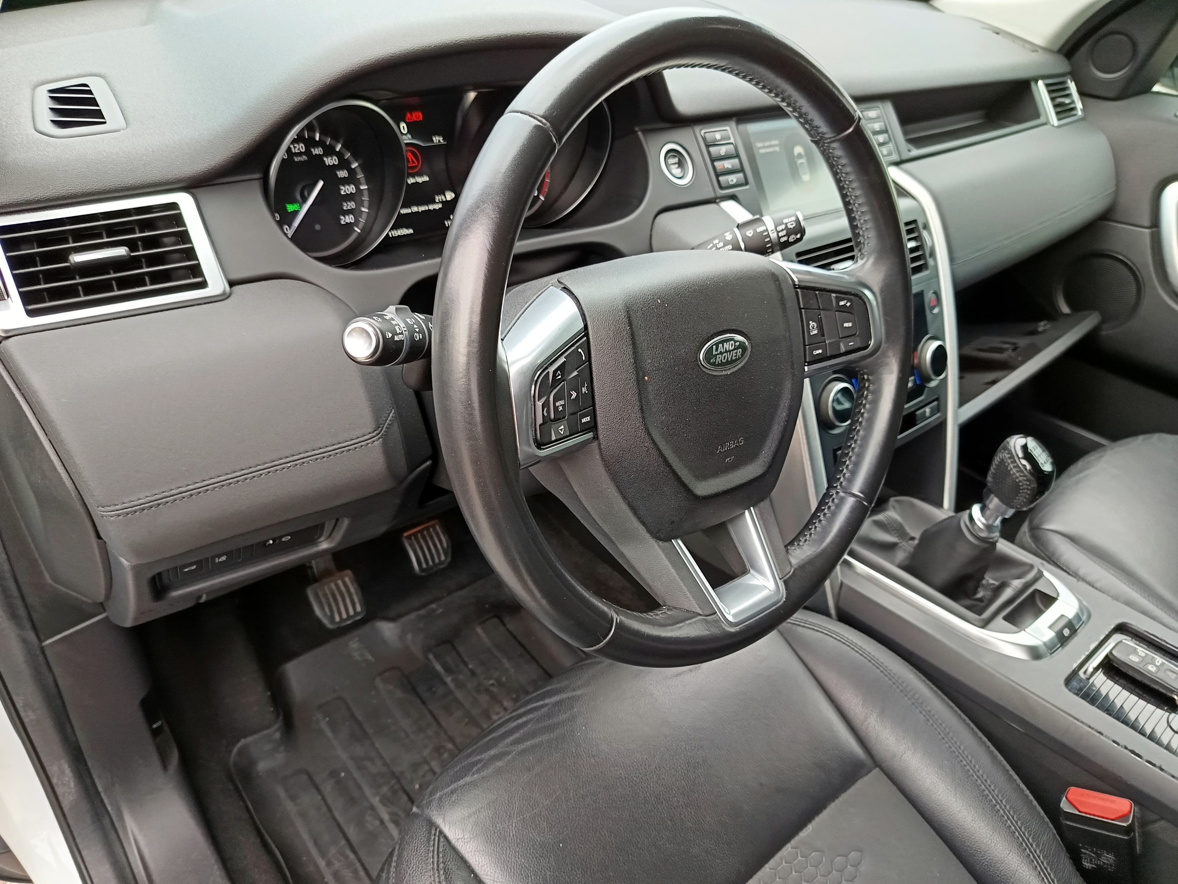 Land Rover Discovery Sport · Ano 2018 — imagen 36