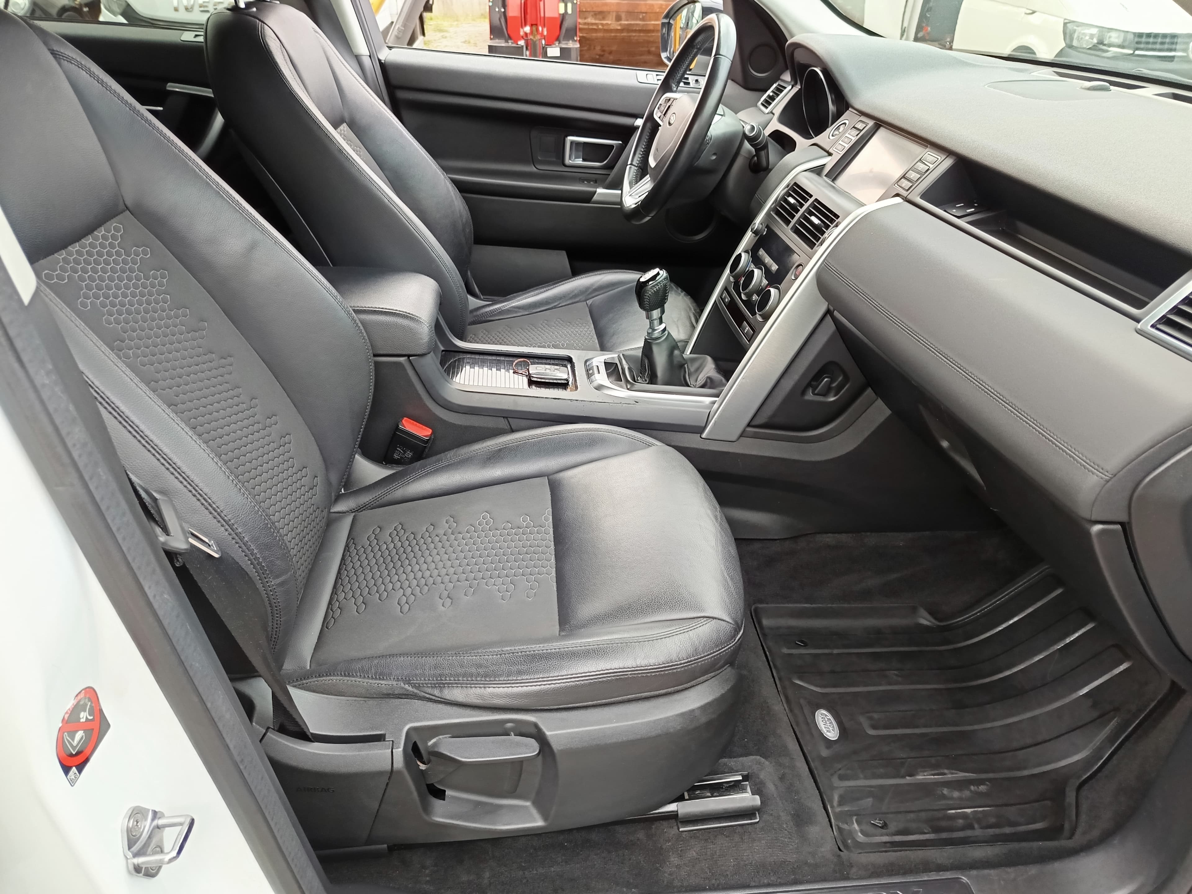 Land Rover Discovery Sport · Ano 2018 — imagen 28
