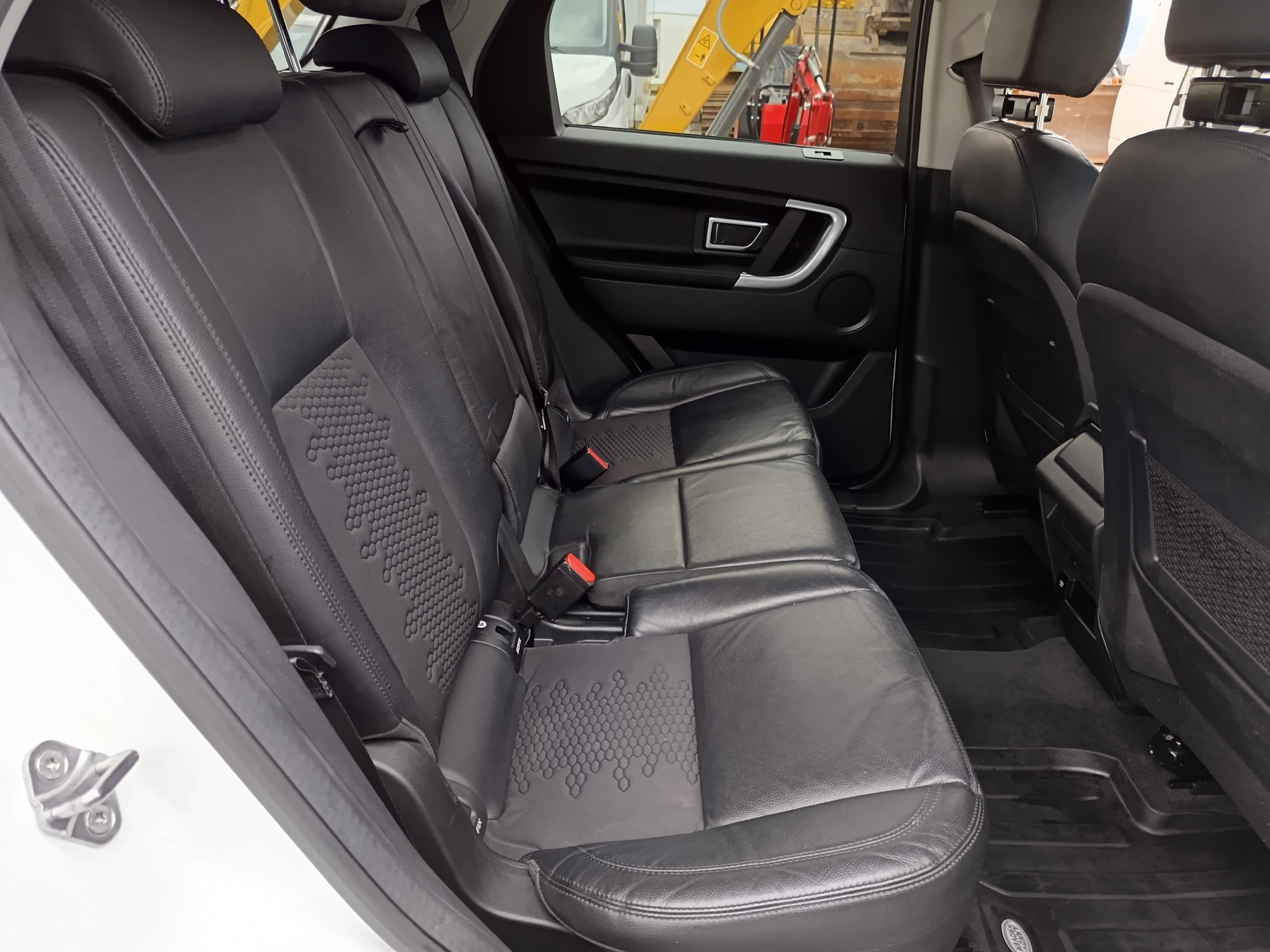 Land Rover Discovery Sport · Ano 2018 — imagen 25