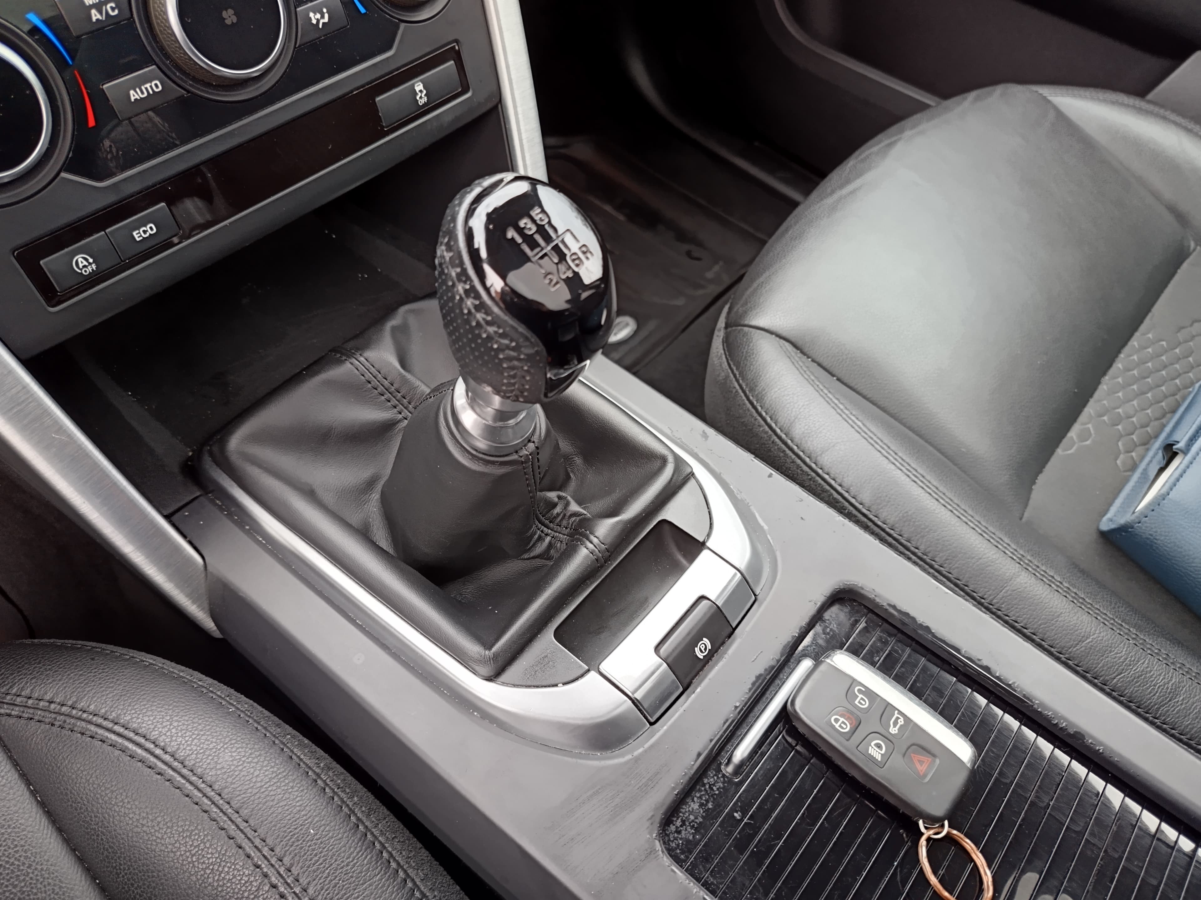 Land Rover Discovery Sport · Ano 2018 — imagen 40