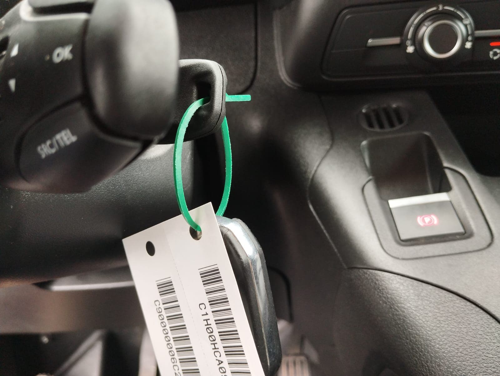 Peugeot Partner · Ano 2021 — image 23