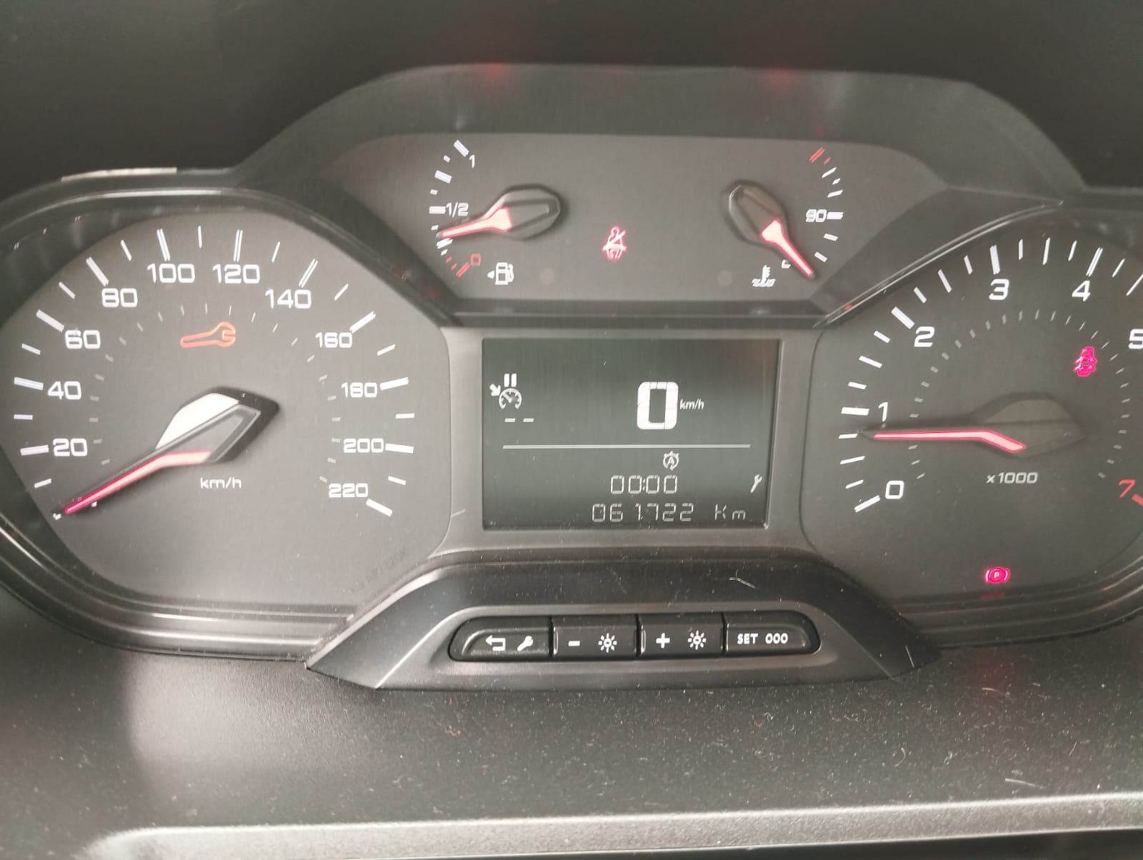 Peugeot Partner · Ano 2021 — image 18