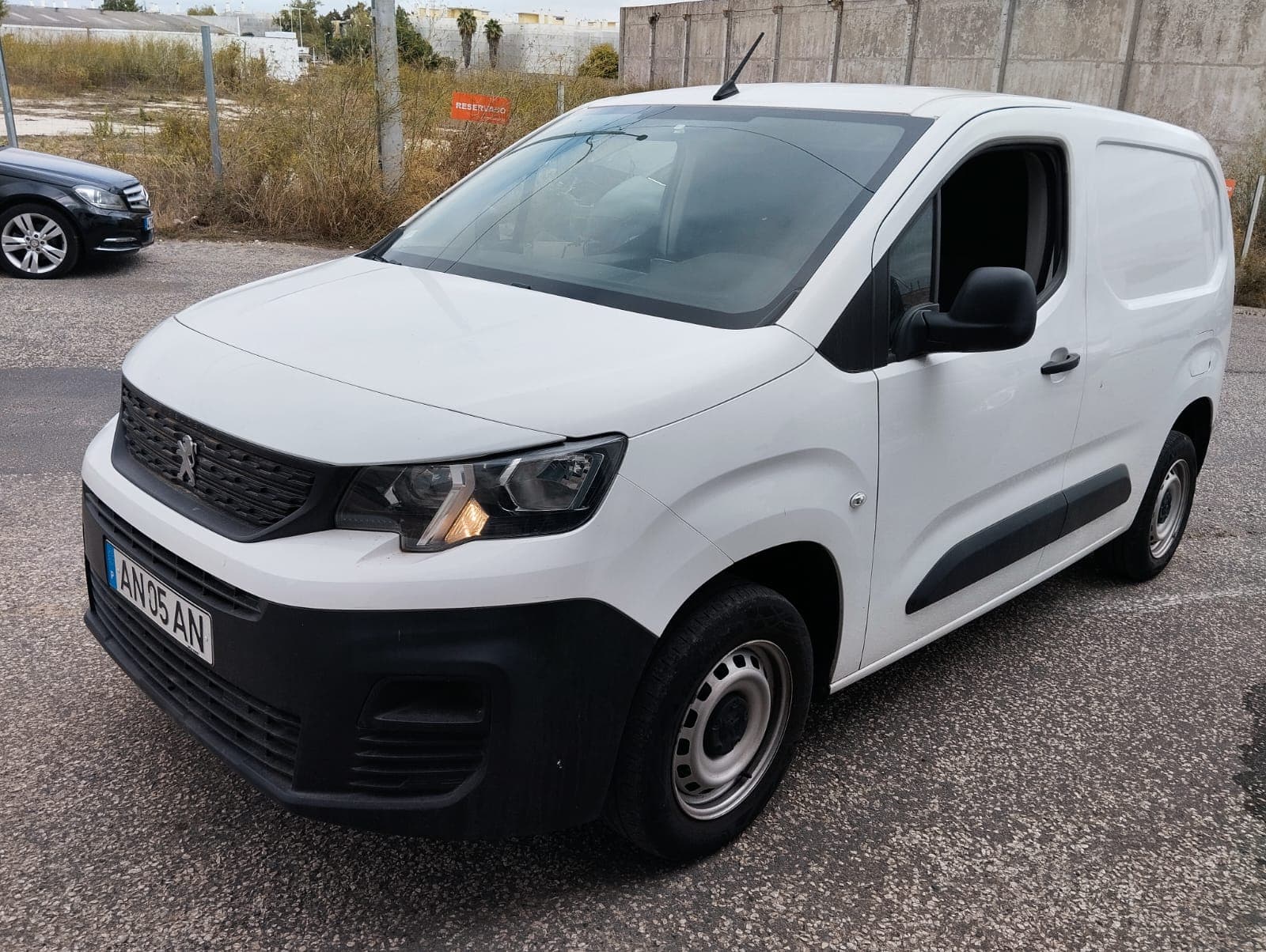 Peugeot Partner · Ano 2021 — image 1