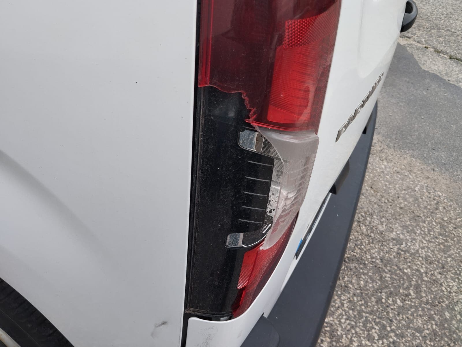 Peugeot Partner · Ano 2021 — image 14