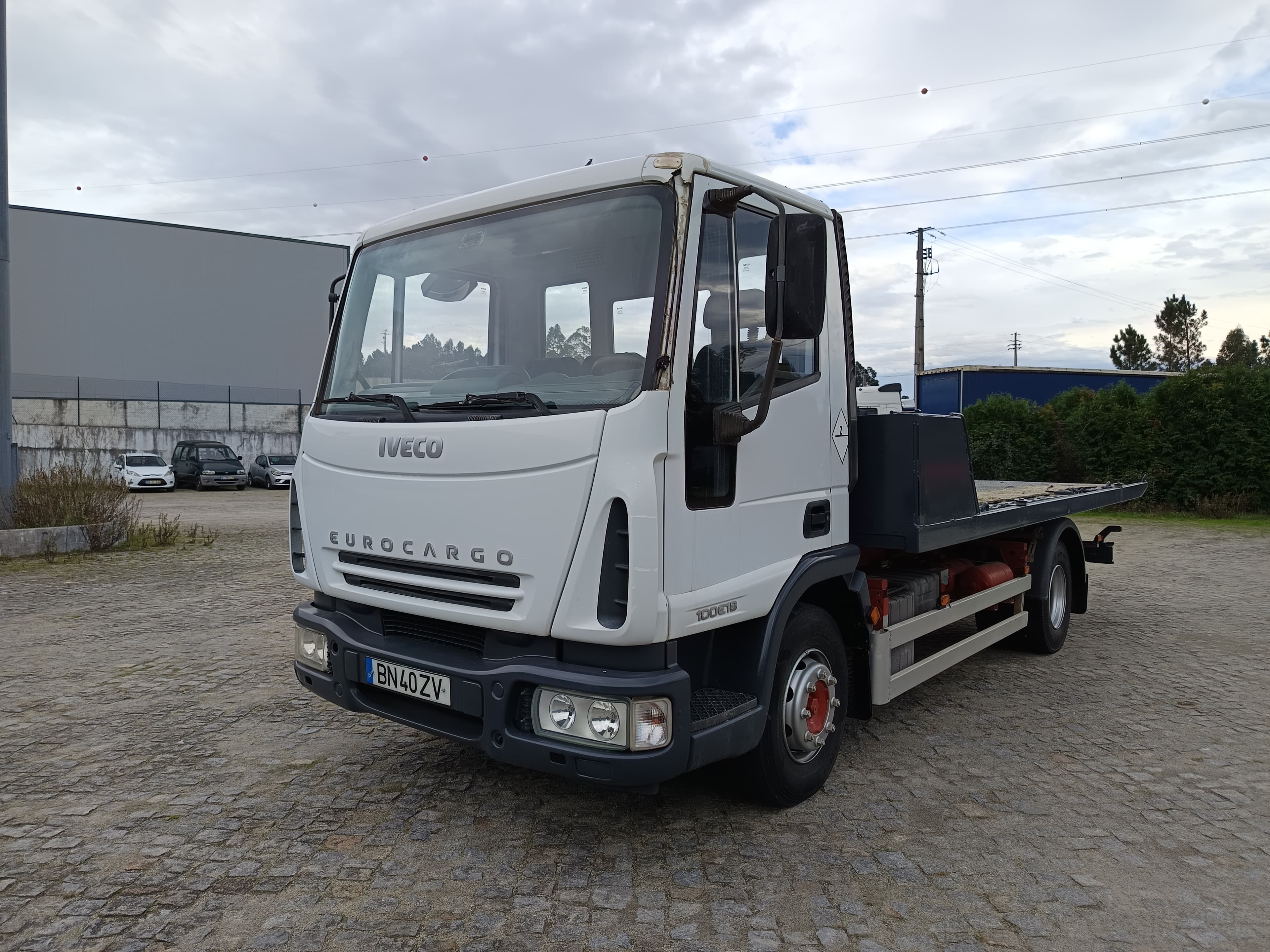Pronto Socorro Iveco ML100 · Ano 2005 — imagem 2
