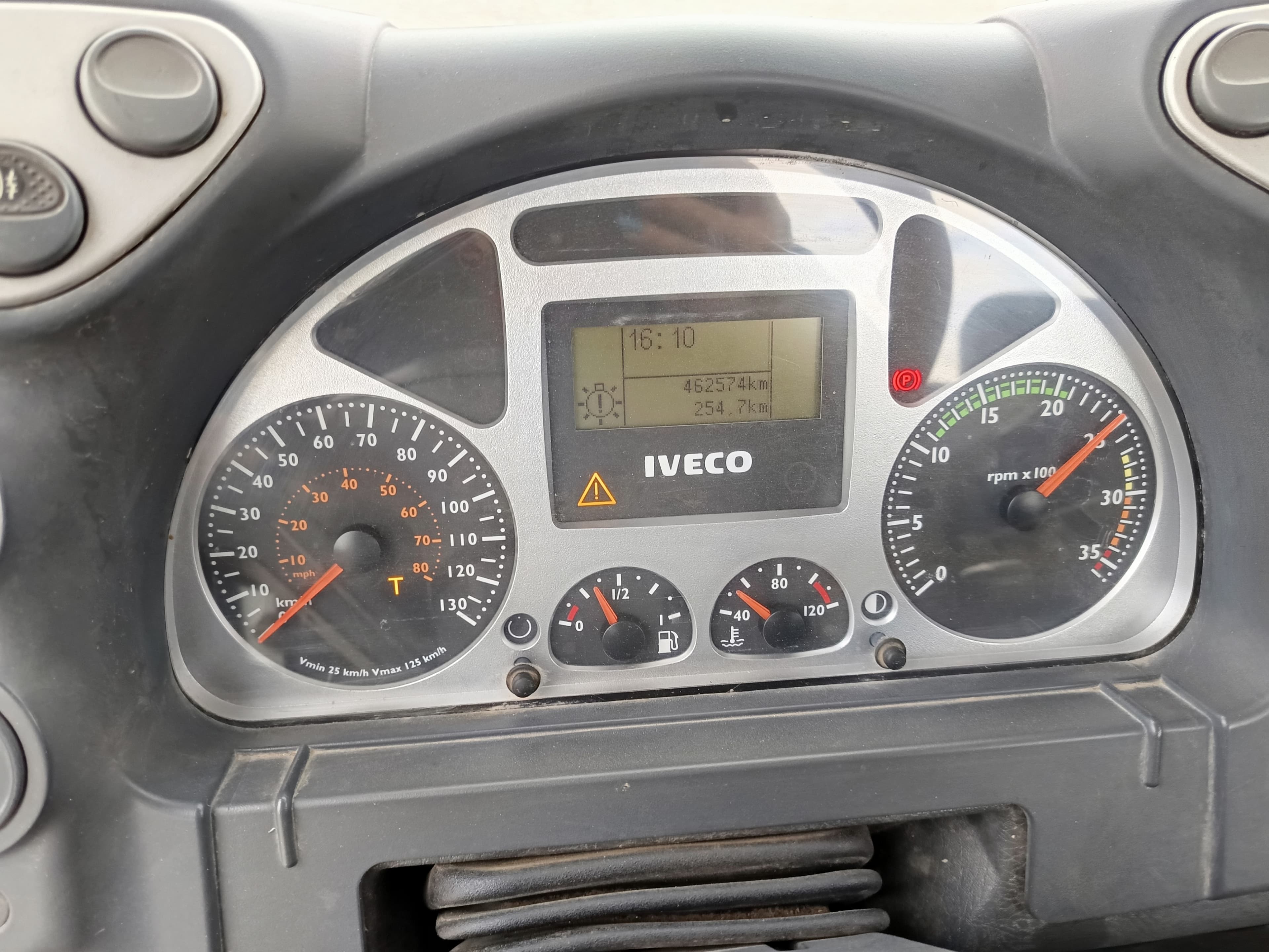Pronto Socorro Iveco ML100 · Ano 2005 — imagem 29