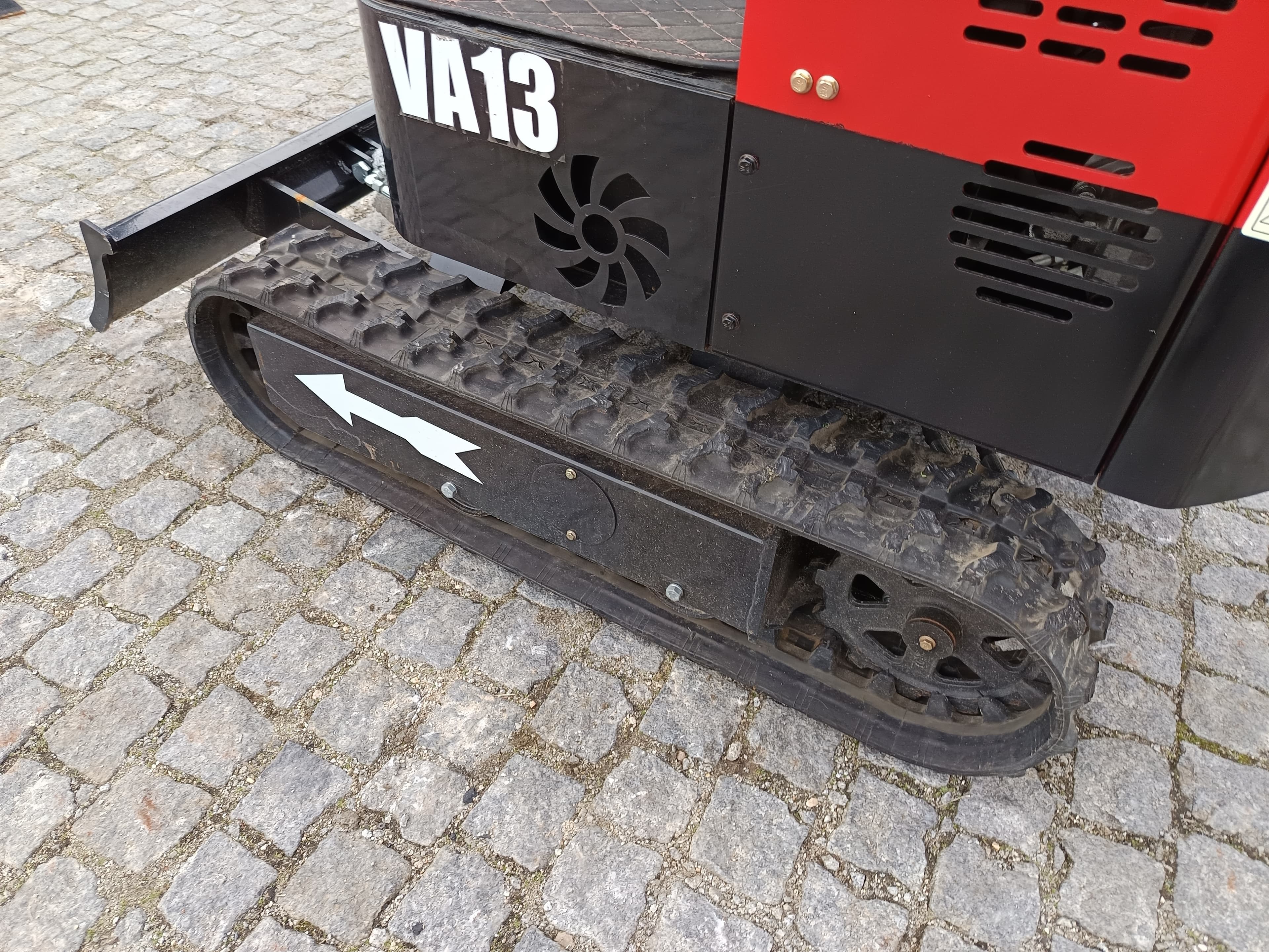 Mini Giratória Miva · Ano 2024 — imagem 10