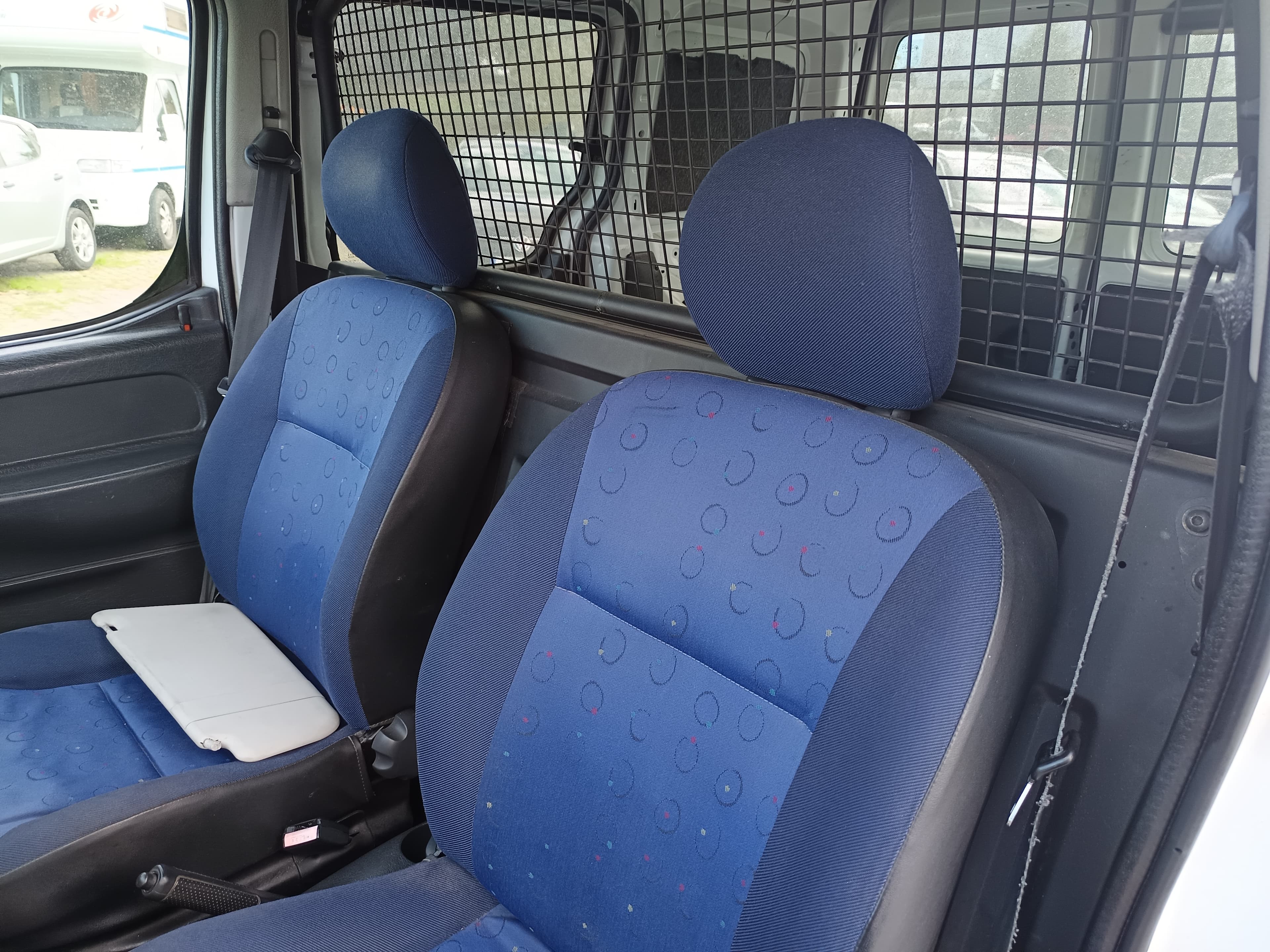 Peugeot Partner · Ano 2006 — imagem 29