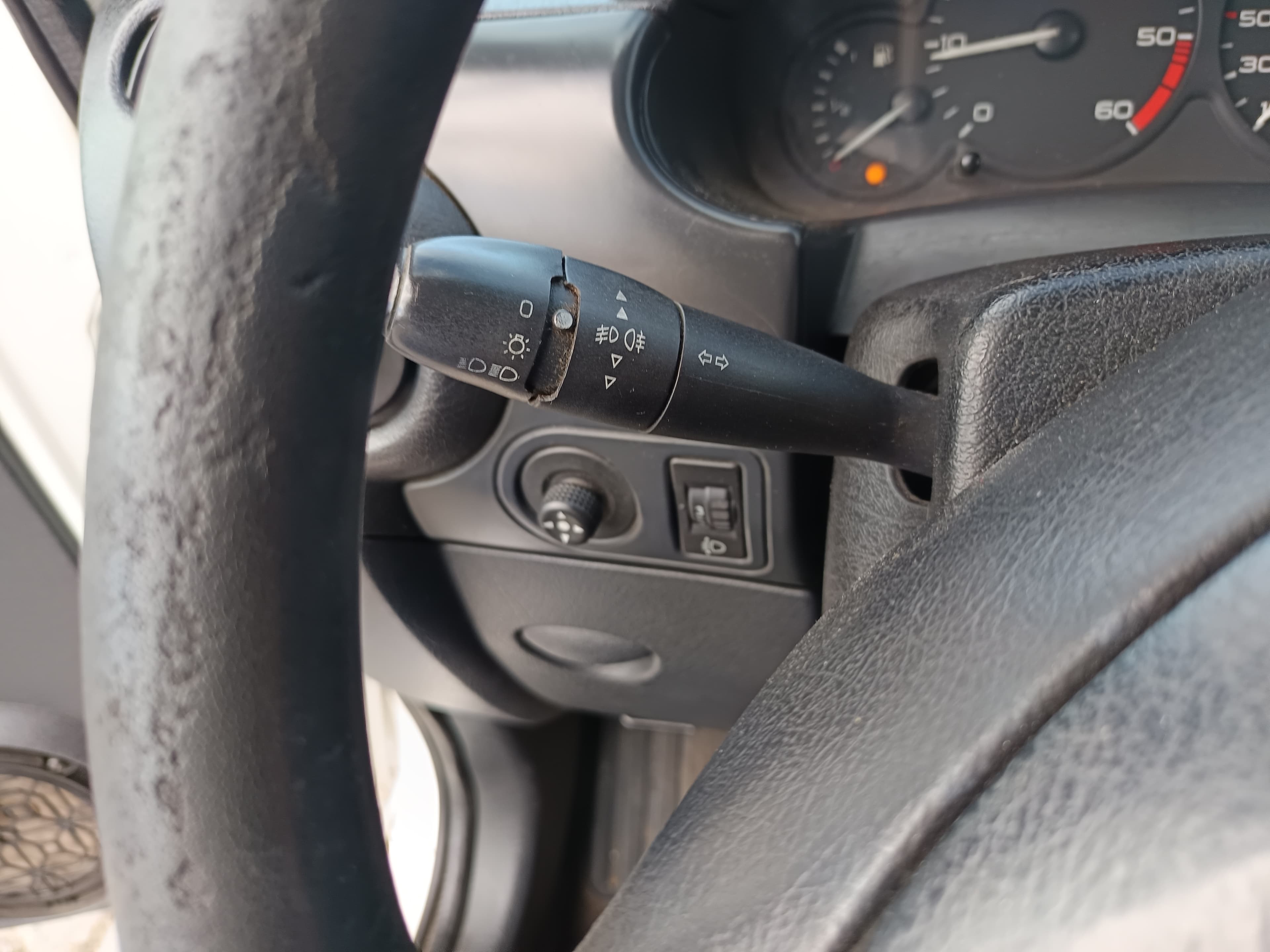 Peugeot Partner · Ano 2006 — imagem 34