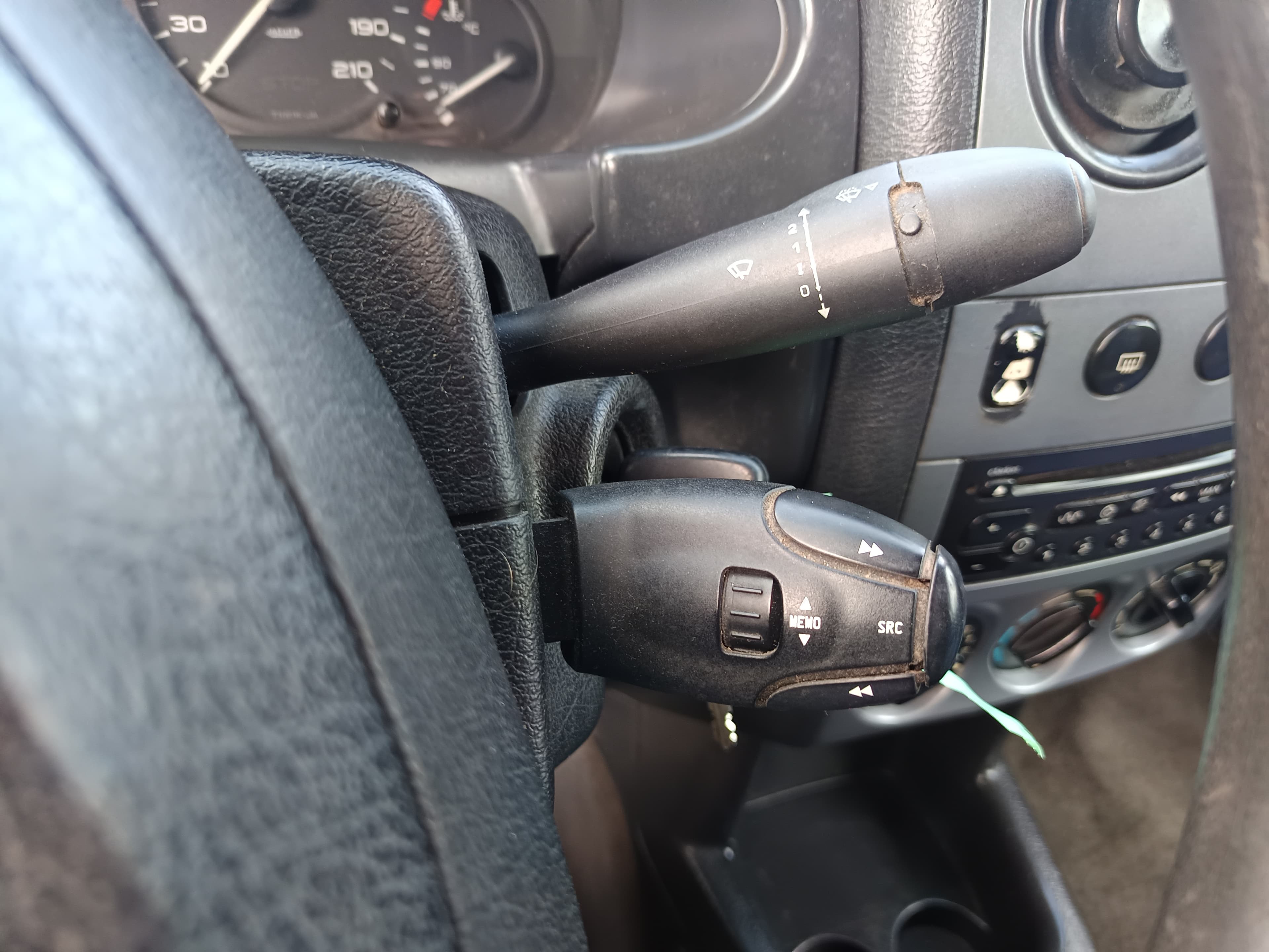 Peugeot Partner · Ano 2006 — imagem 30
