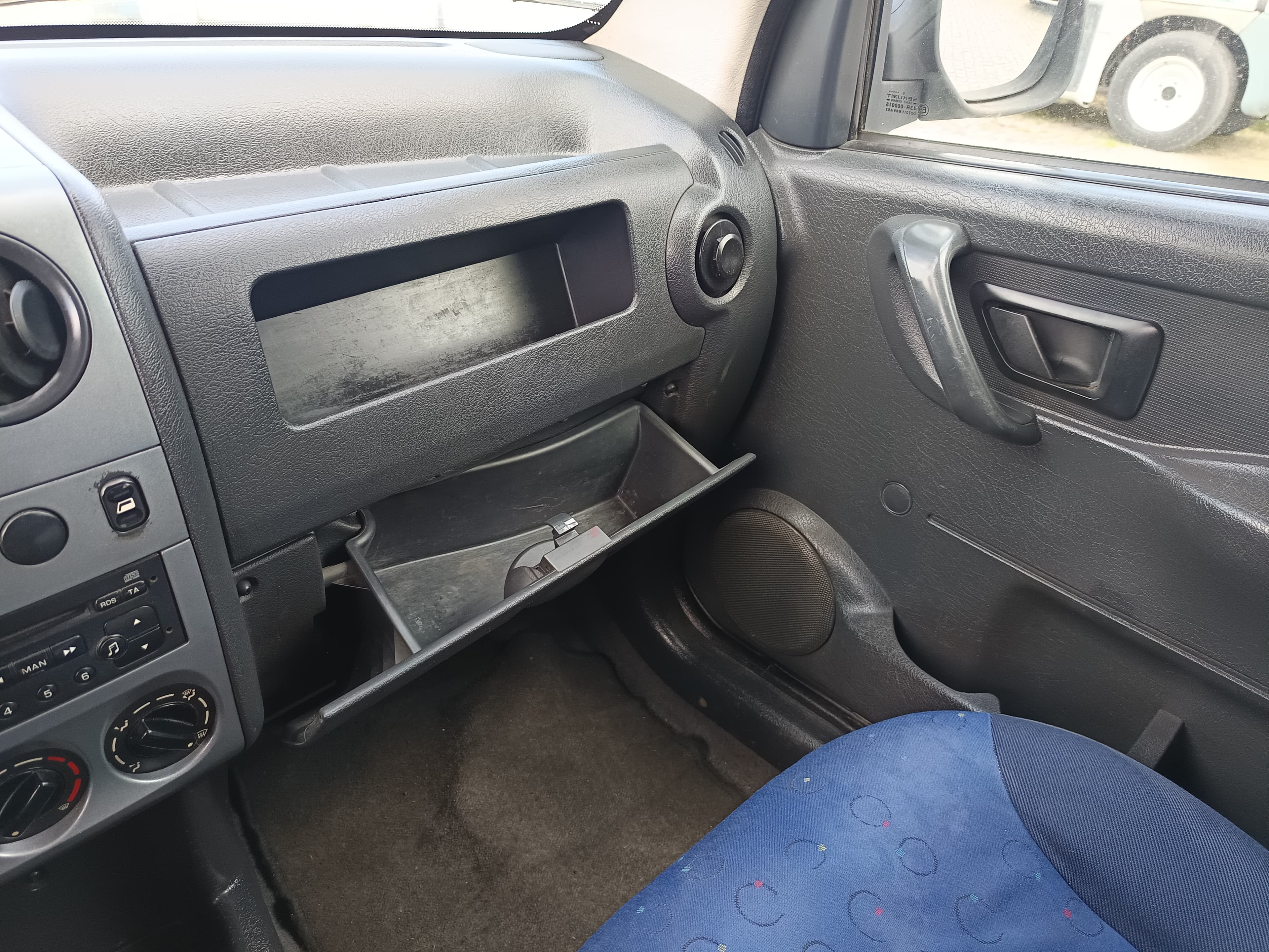 Peugeot Partner · Ano 2006 — imagem 40