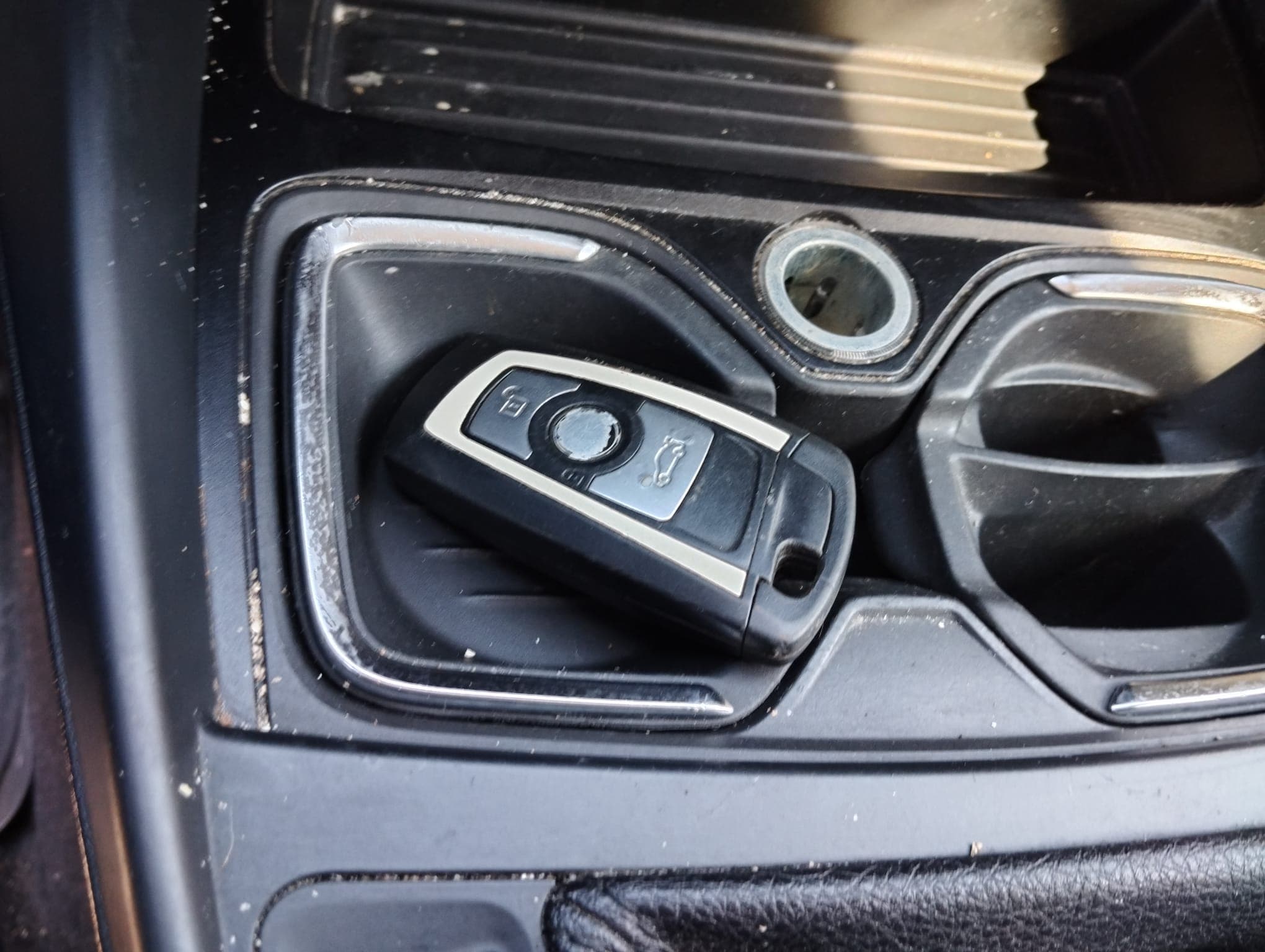 BMW 116 D · Ano 2012 — image 25