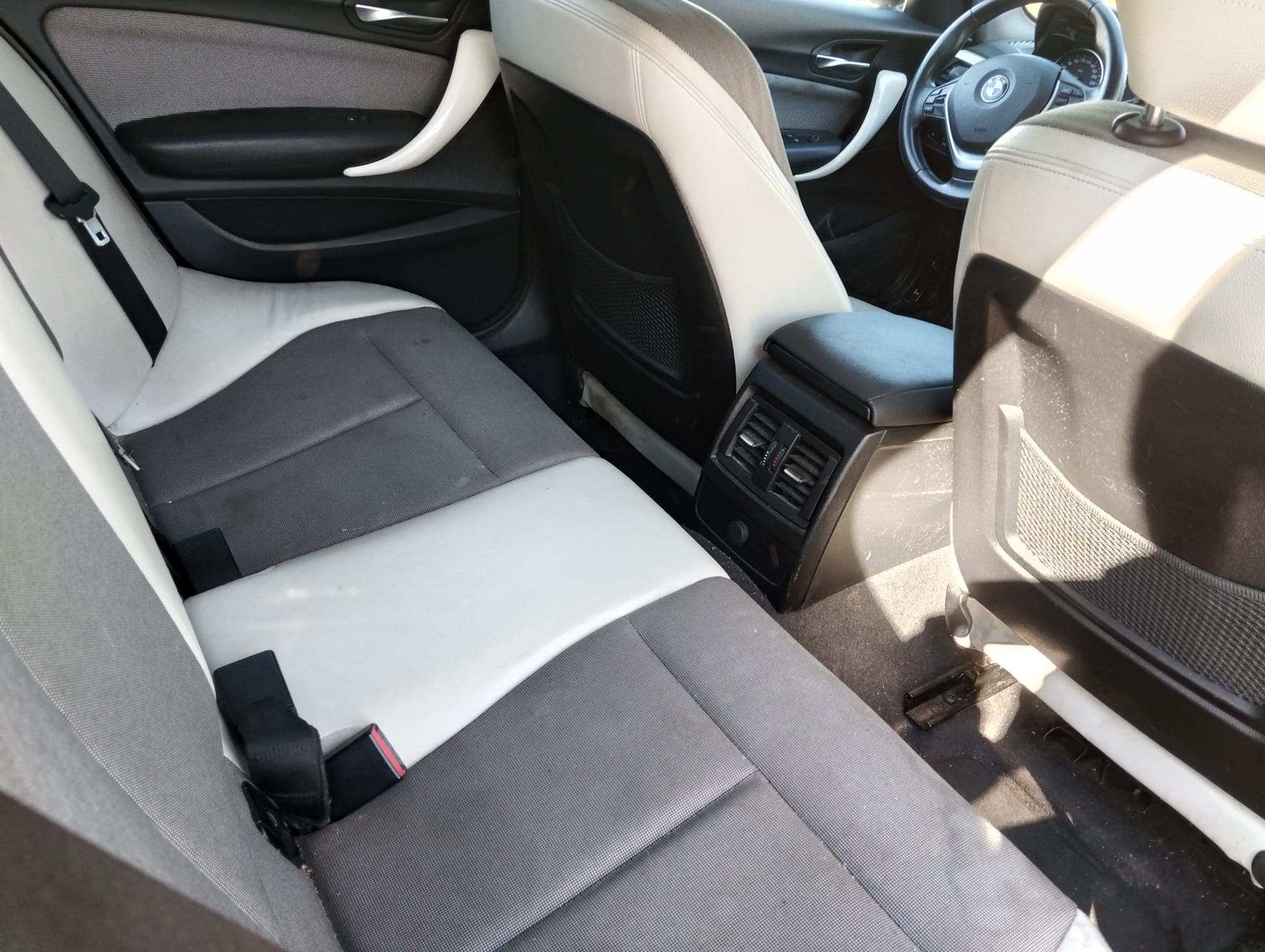 BMW 116 D · Ano 2012 — image 14