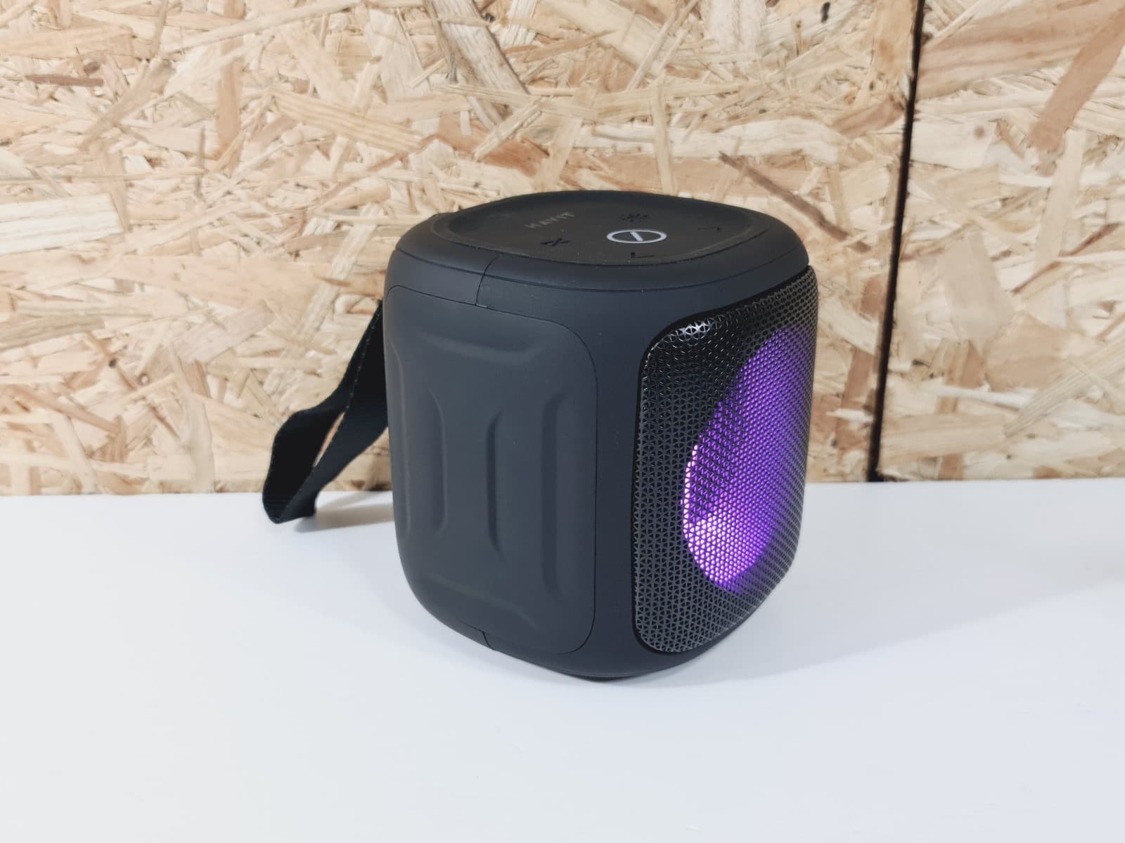 Coluna Portátil Bluetooth Havit — imagem 2