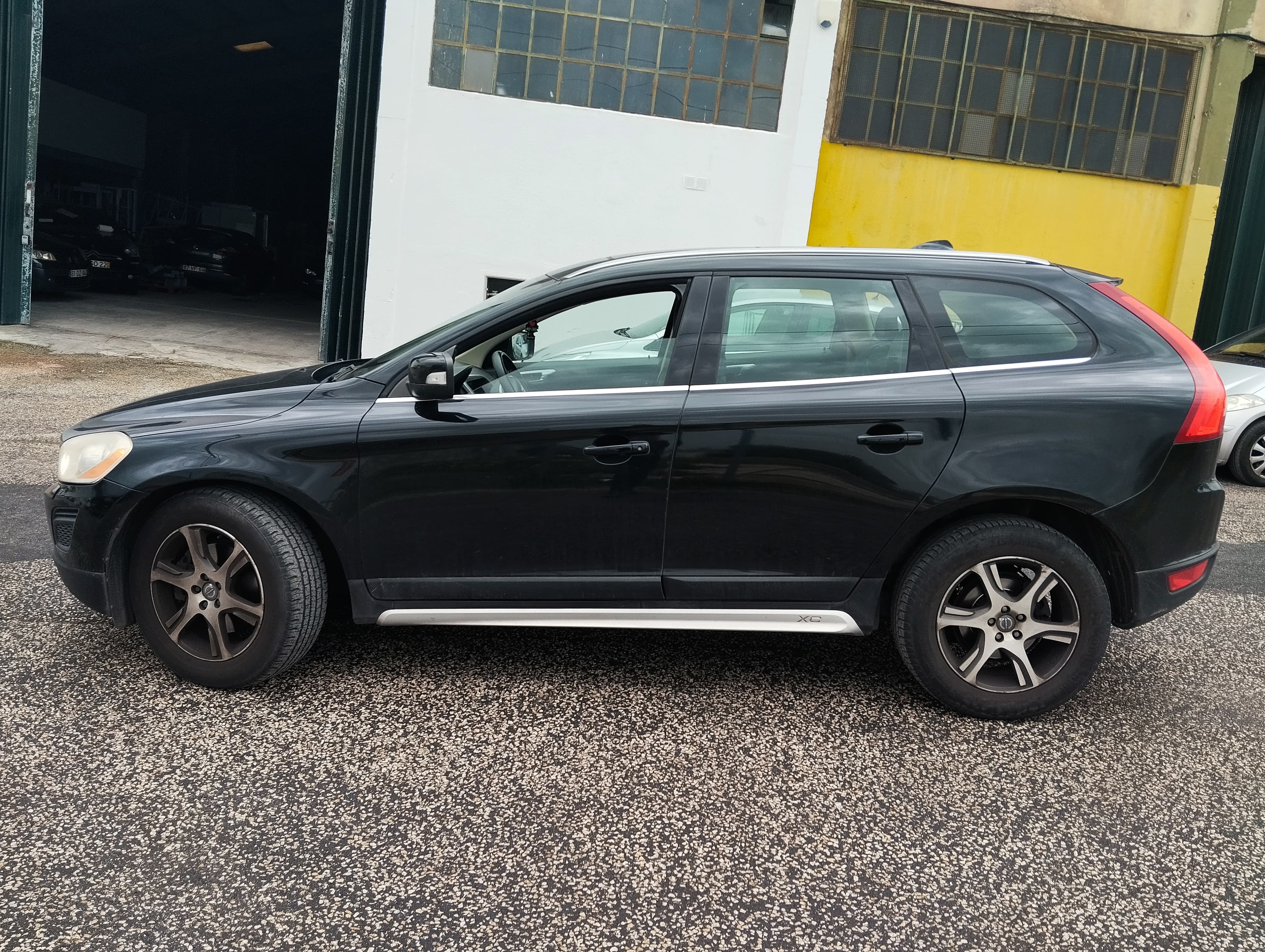 Volvo XC60 — imagem 5