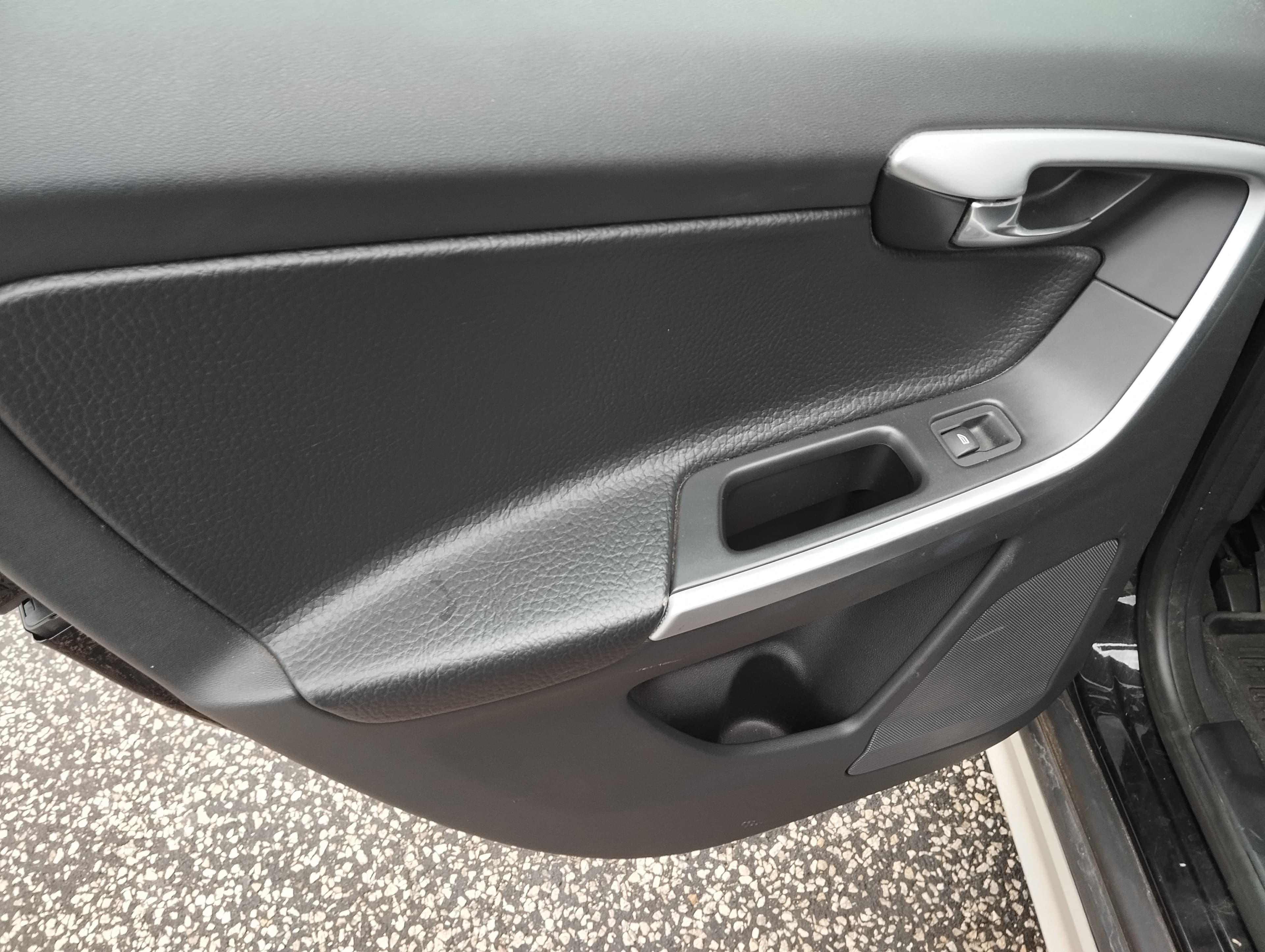 Volvo XC60 — imagem 14