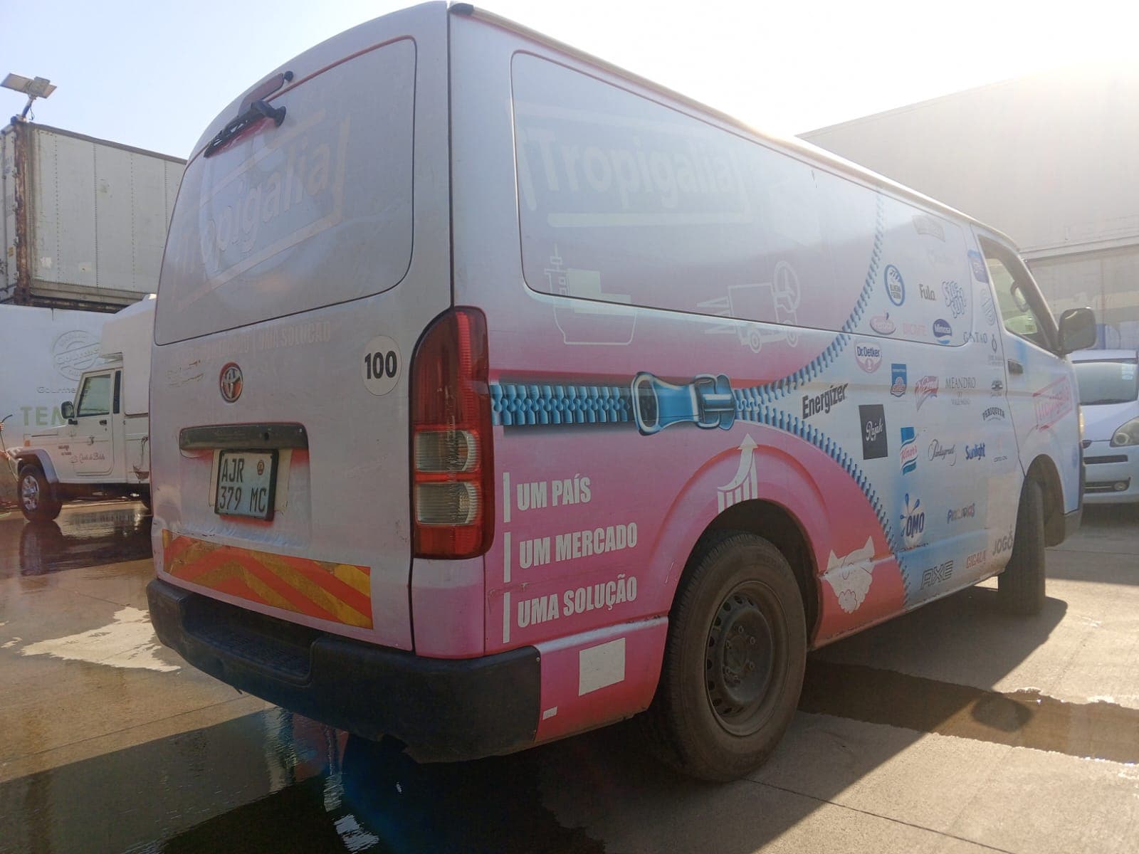 TOYOTA HIACE 1KD — image 3