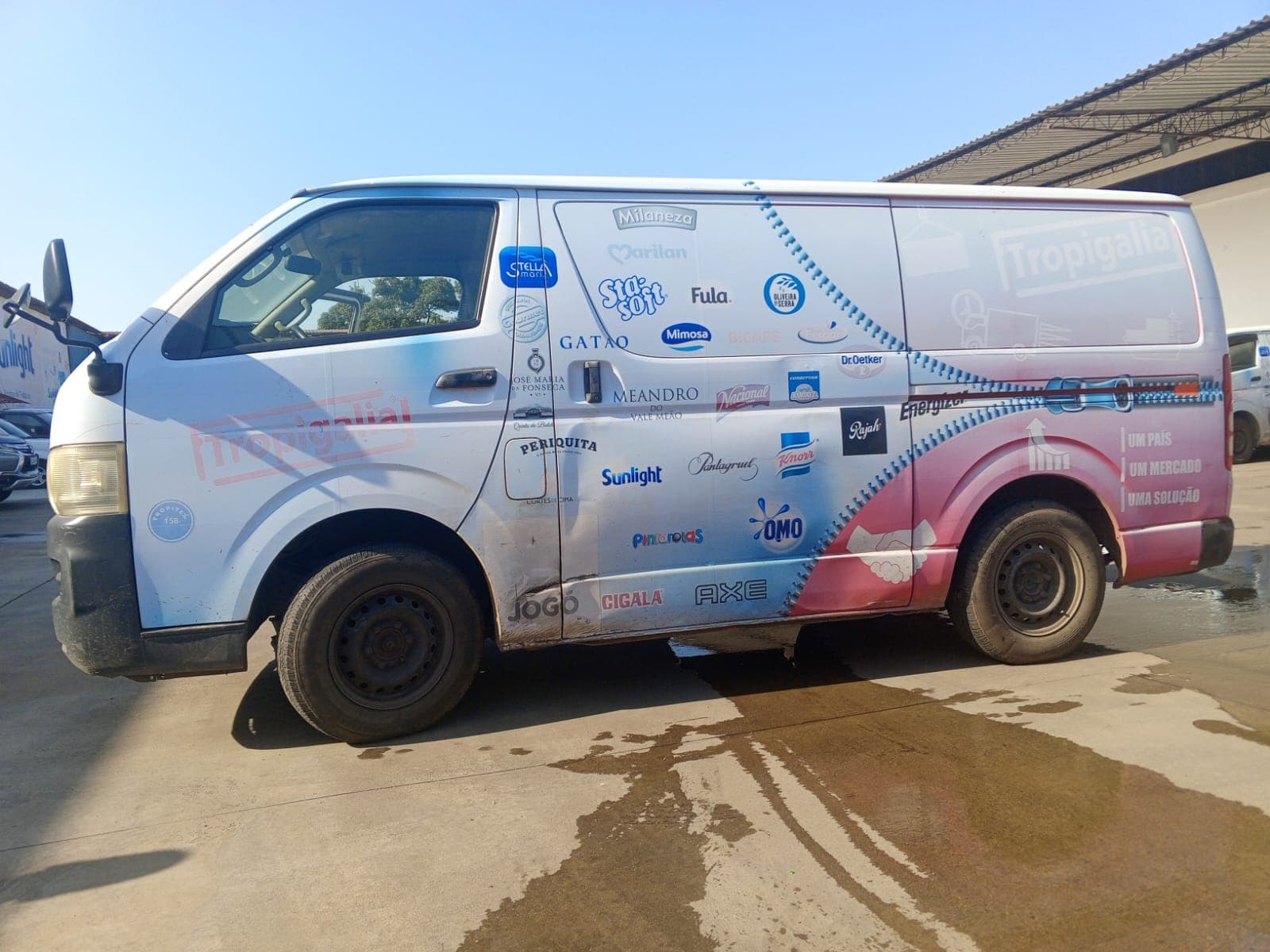 TOYOTA HIACE 1KD — image 2