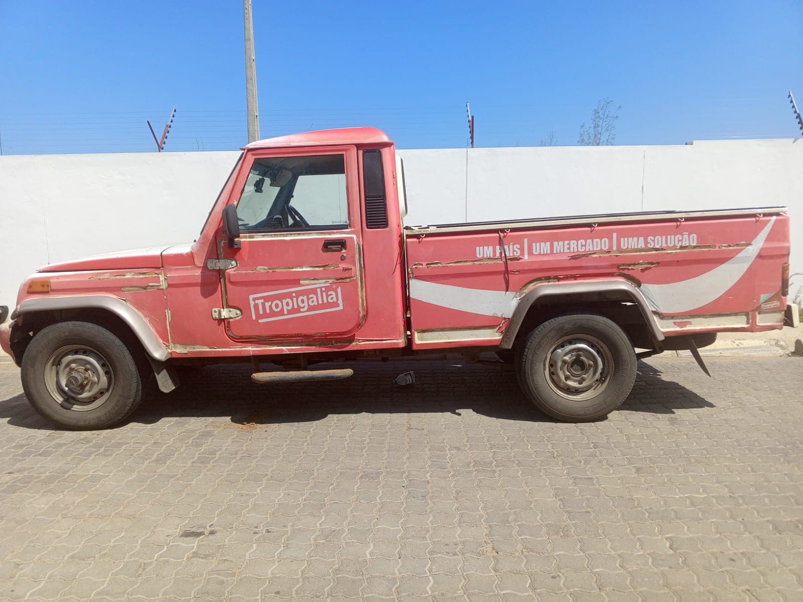 MAHINDRA BOLERO — imagem 2