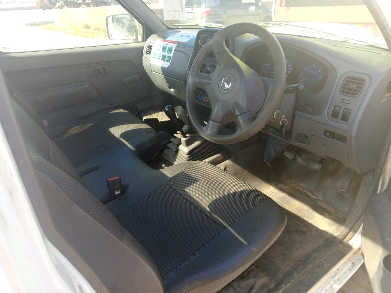 NISSAN HARDBODY — imagen 7