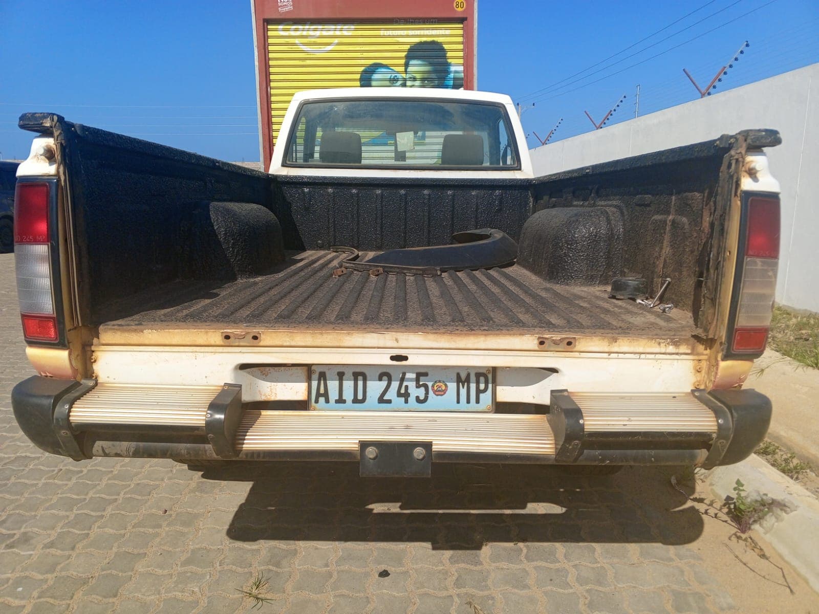NISSAN HARDBODY — imagen 4