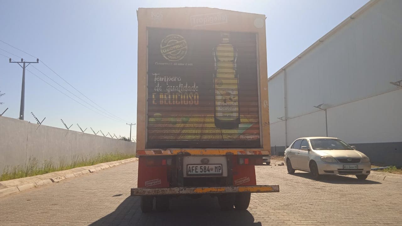 MITSUBISHI CANTER — imagem 6