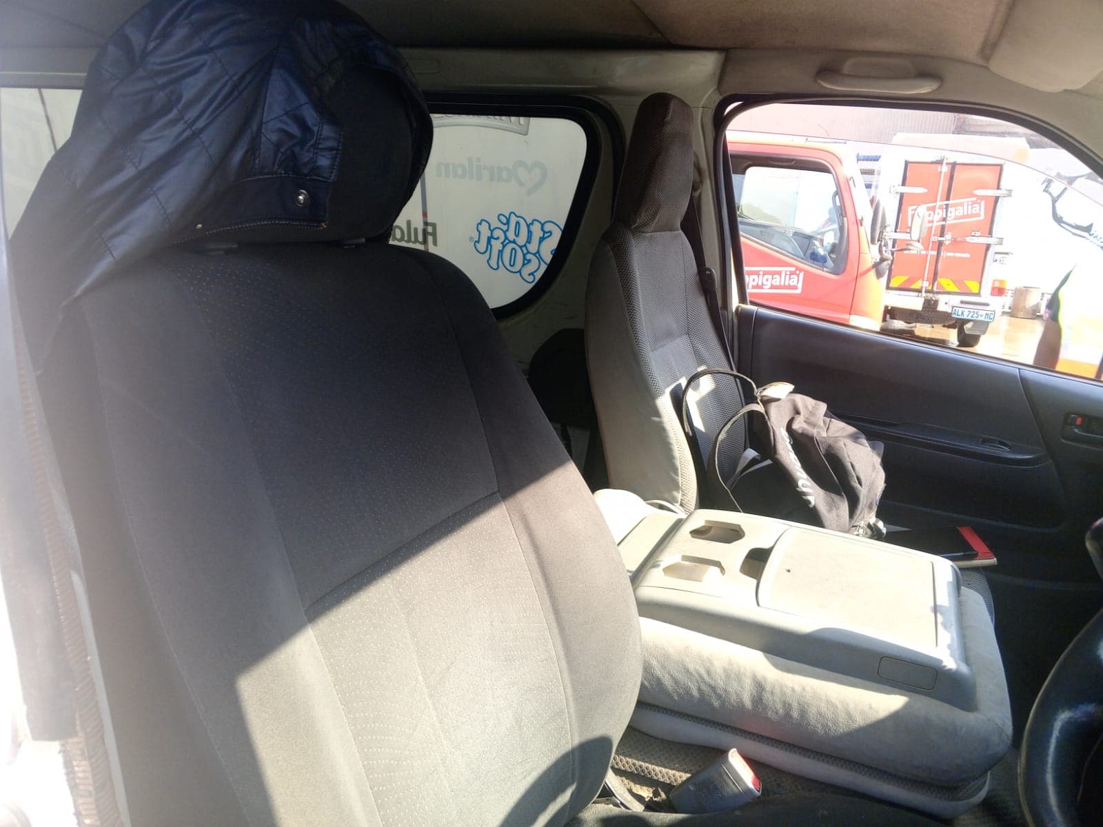 TOYOTA HIACE 2KD — imagem 6