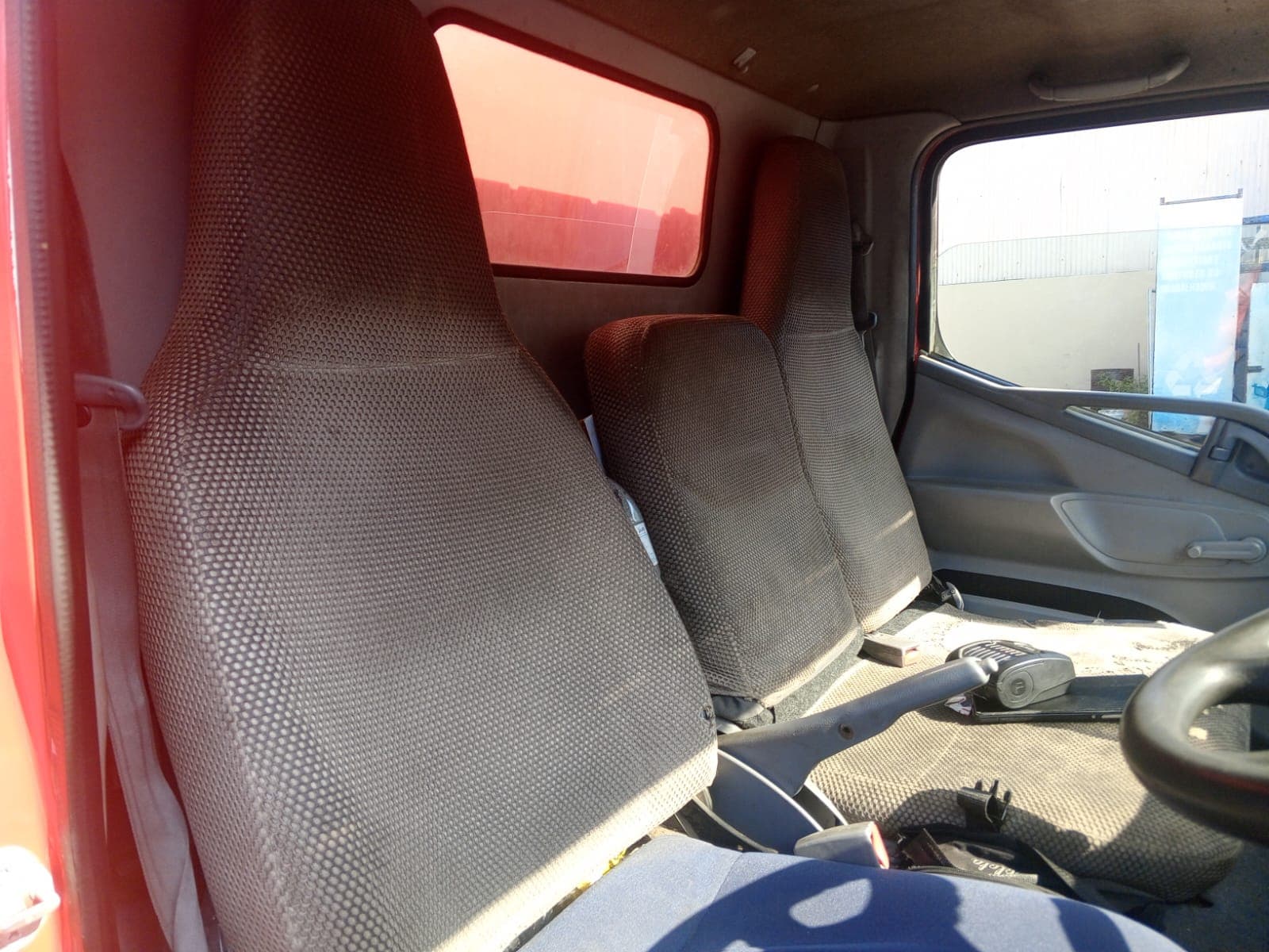 MITSUBISHI CANTER — imagem 11