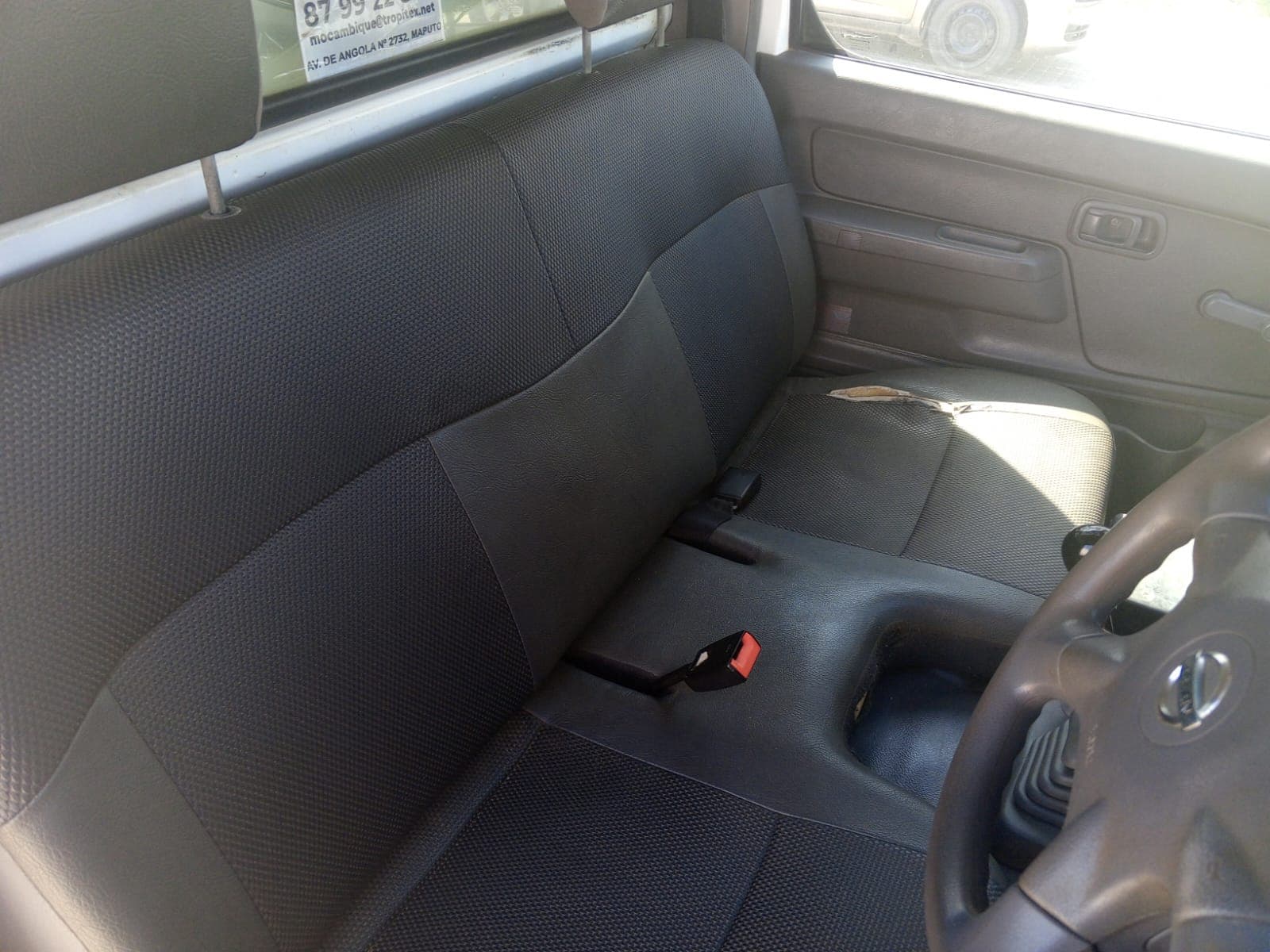 NISSAN HARDBODY — imagen 10