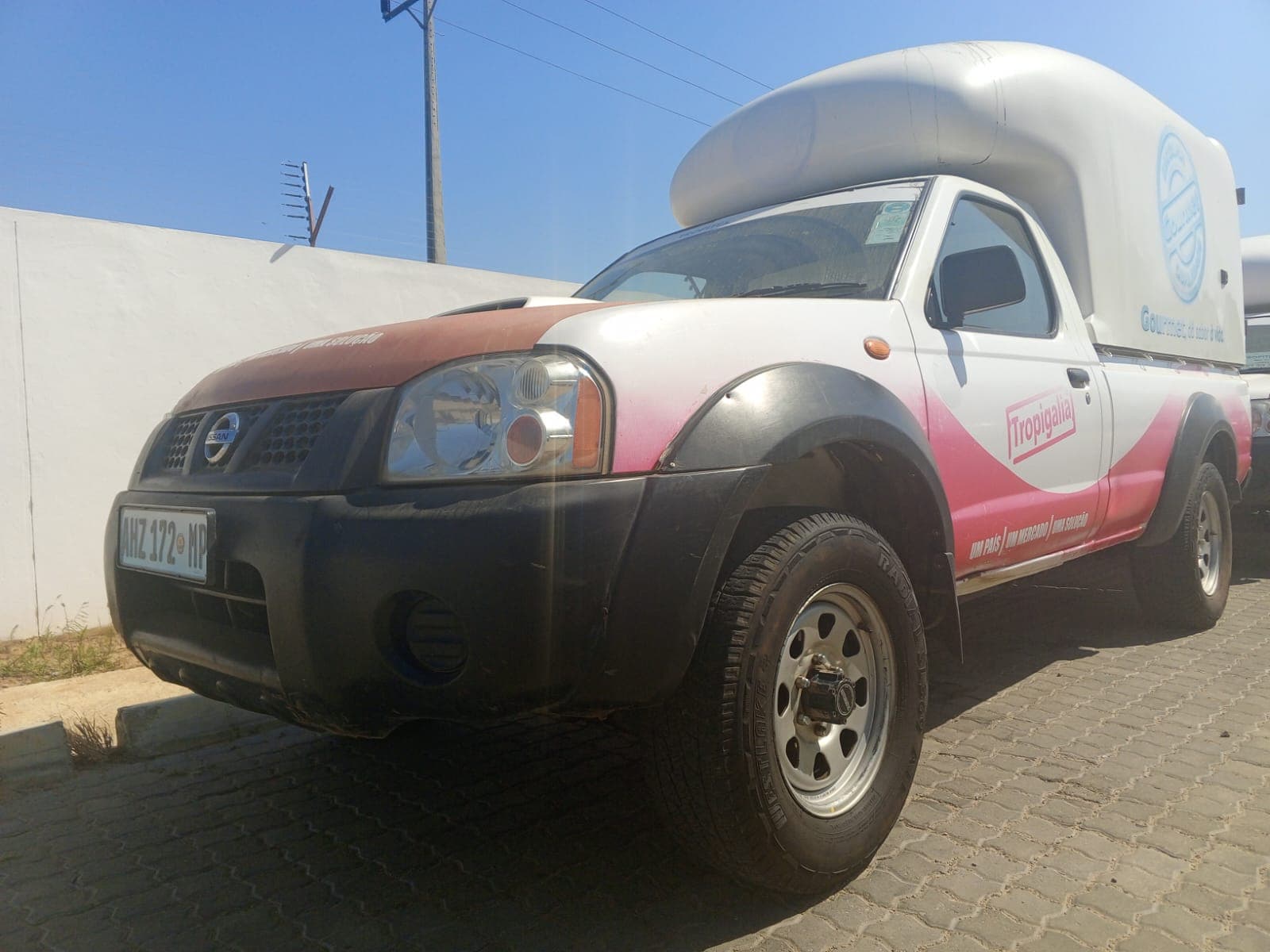 NISSAN HARDBODY