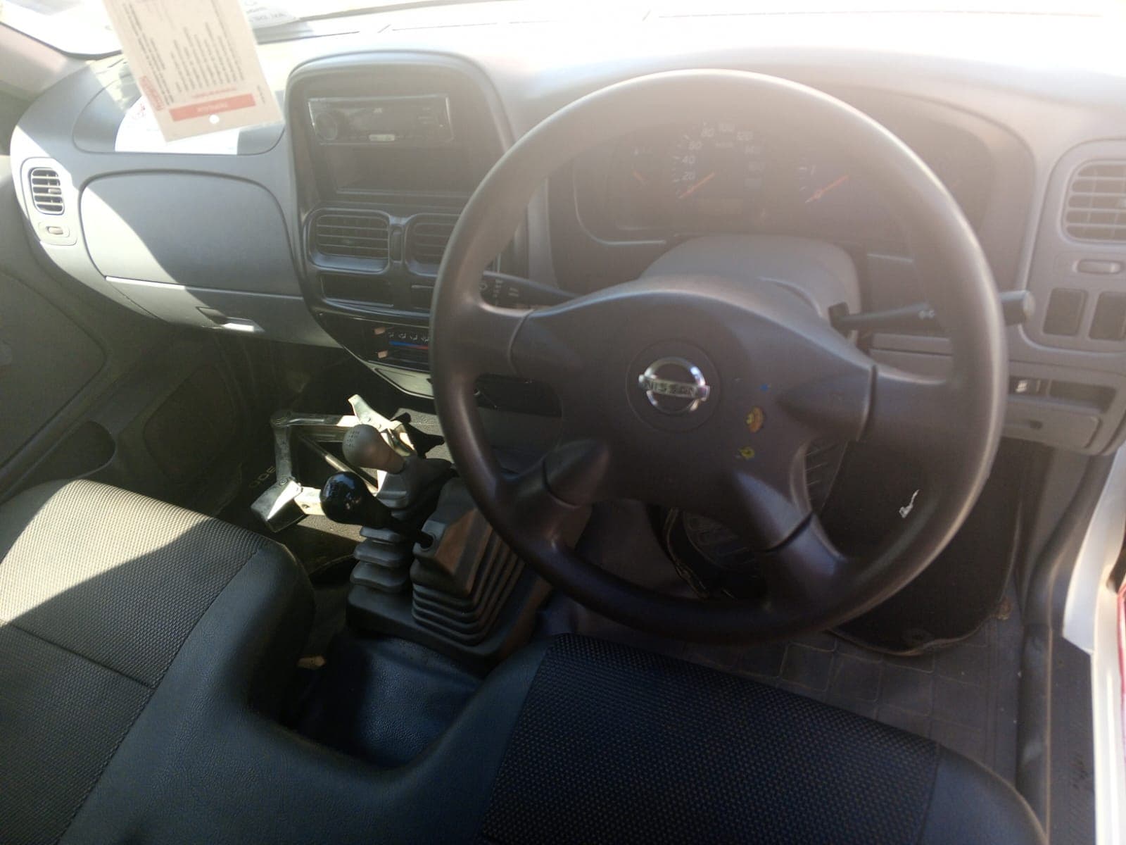 NISSAN HARDBODY — imagem 6