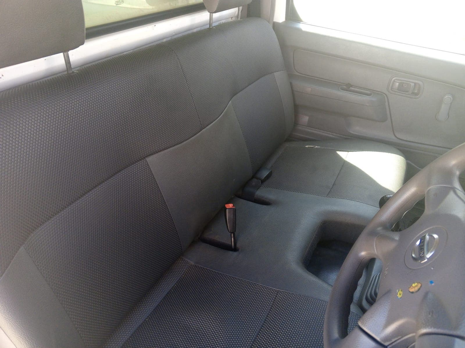NISSAN HARDBODY — imagem 5