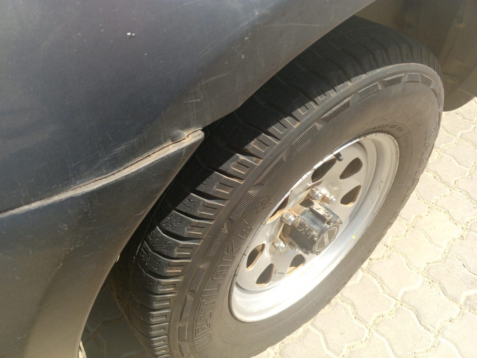 NISSAN HARDBODY — imagem 11
